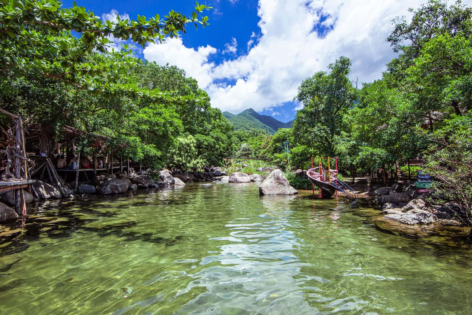 khu du lich suoi luong deo hai van park da nang