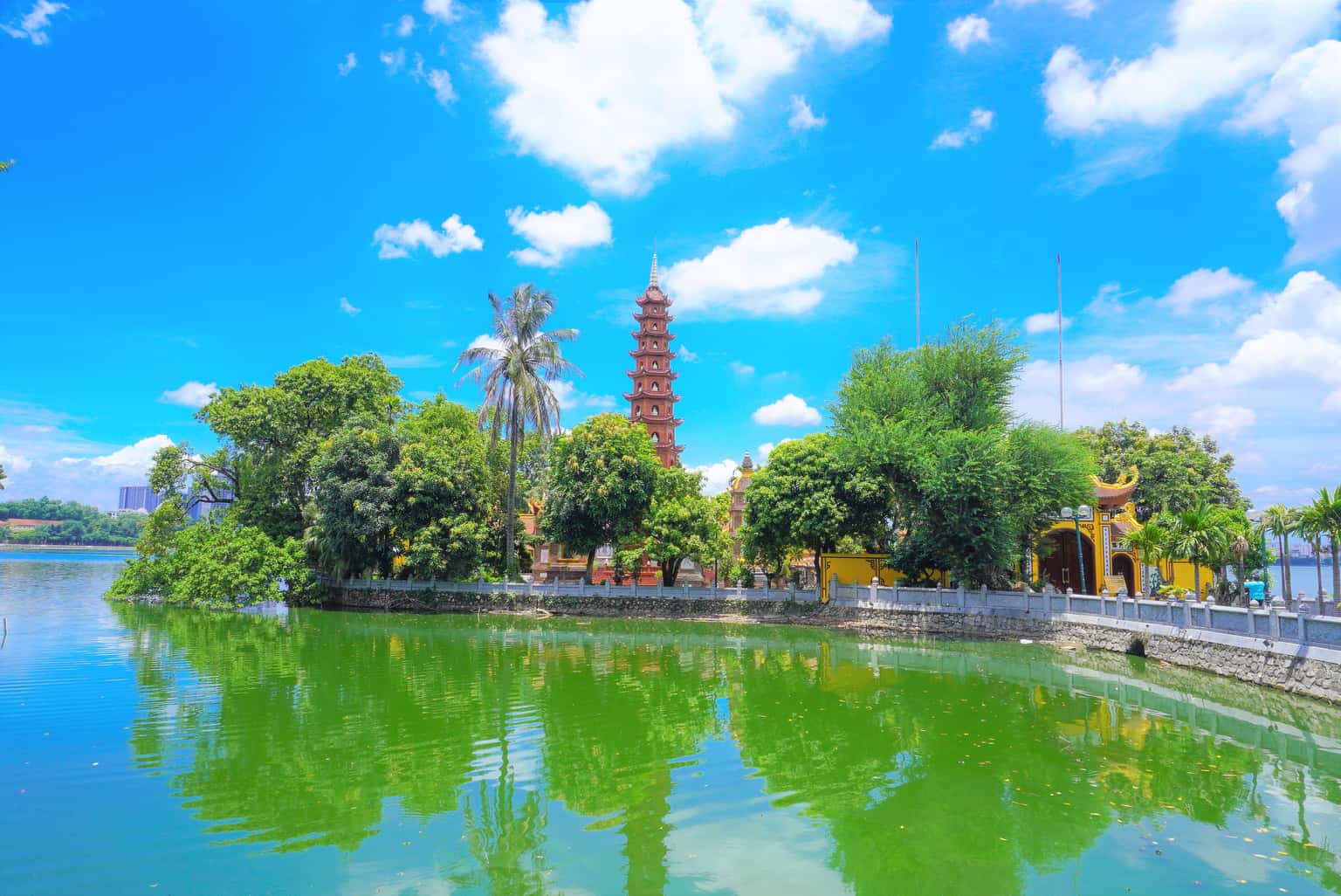 Chùa Trấn Quốc, Hà Nội  — ảnh 1
