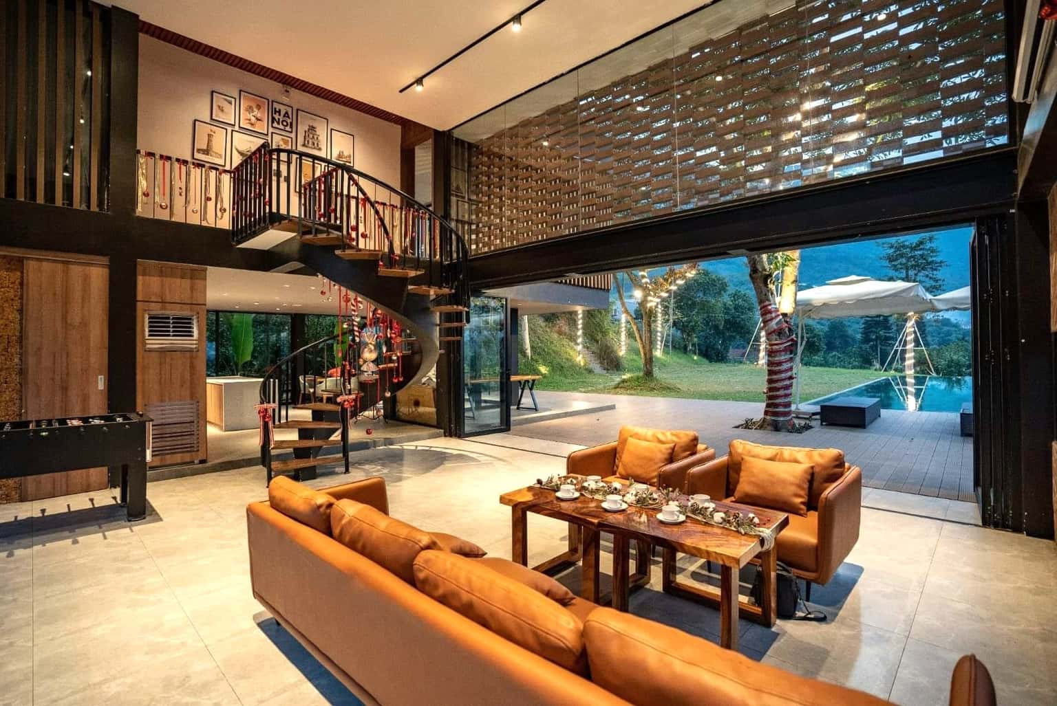 justfly quin hill thach that ha noi