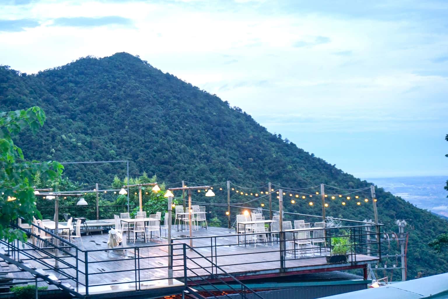justfly gio lon eo gio homestay tam dao 