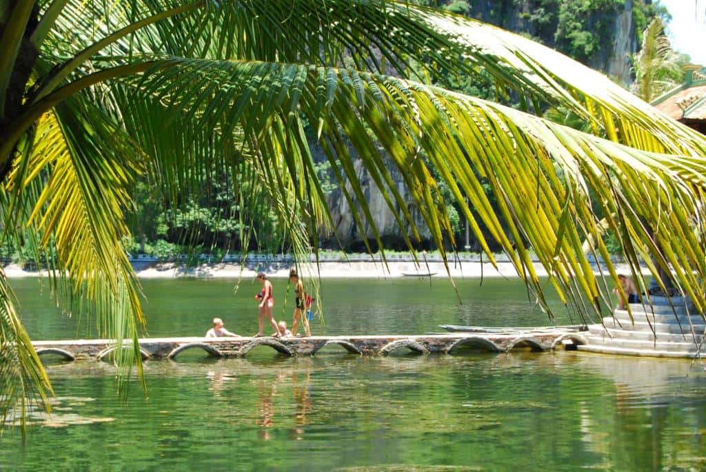 justfly tam coc westlake homestay ninh binh