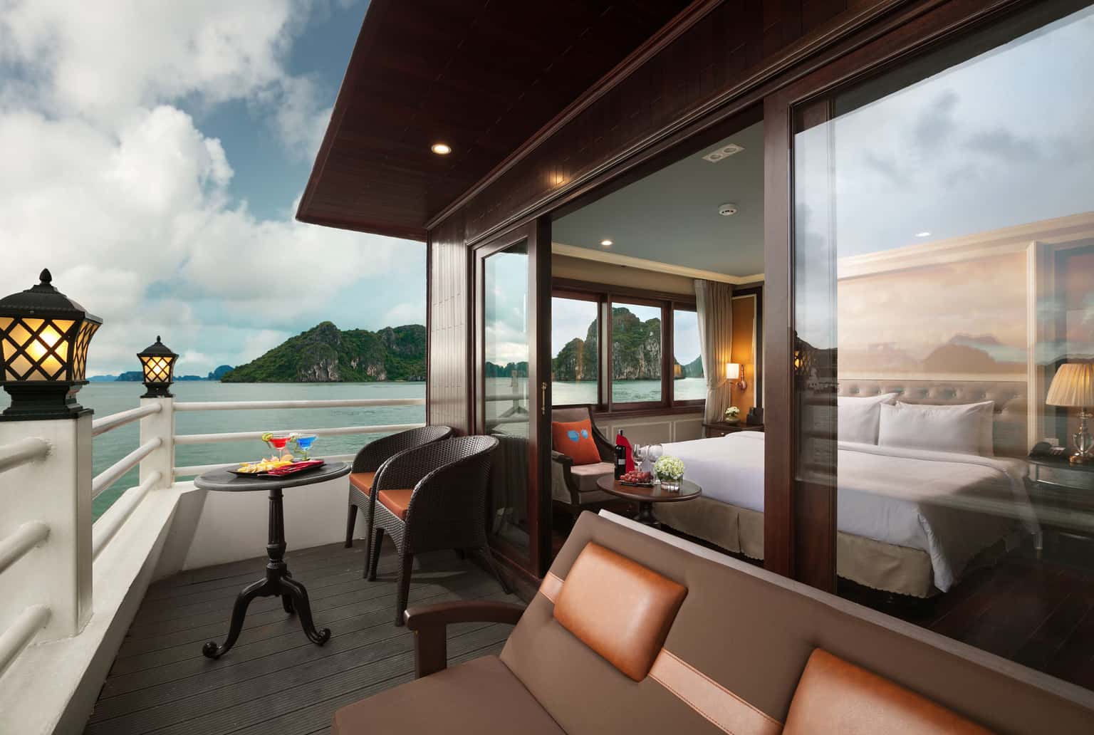 athena luxury cruise ha long bay