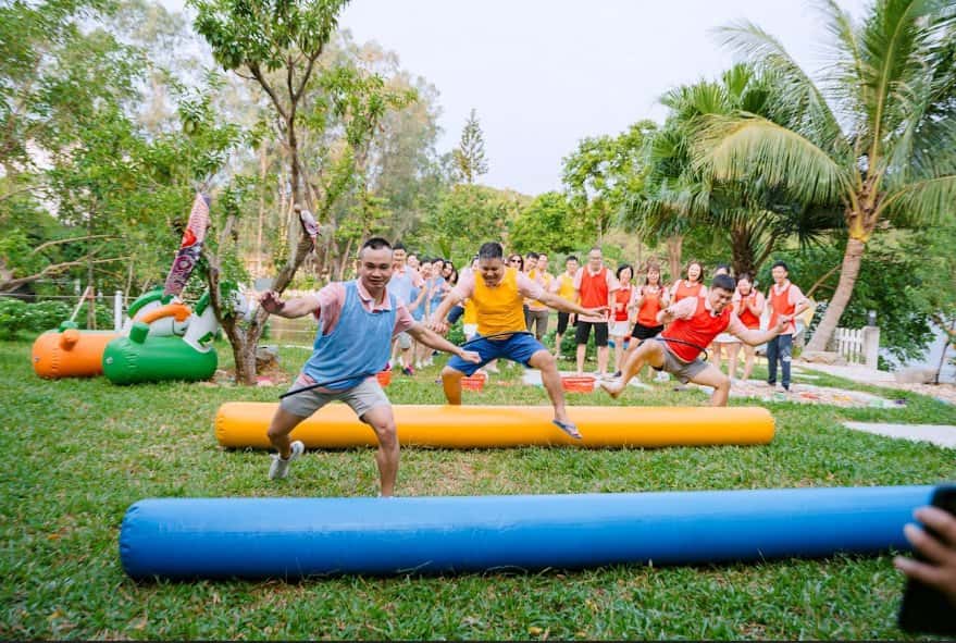 Team building playground