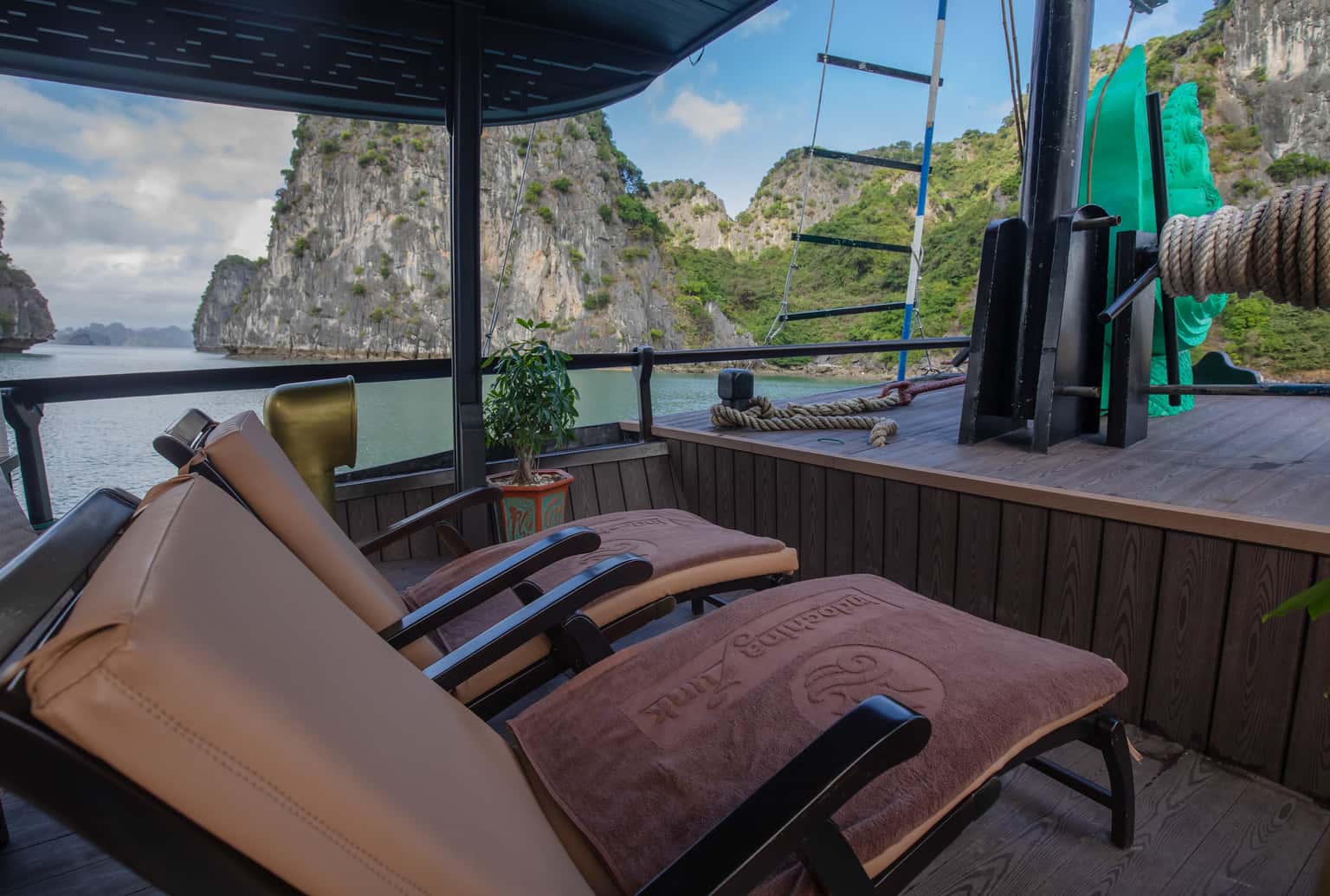 l'amour junk private charter indochina junk cruise ha long bay