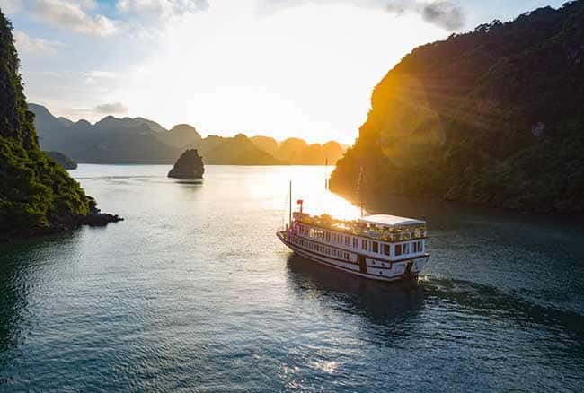 lavender elegance cruise ha long