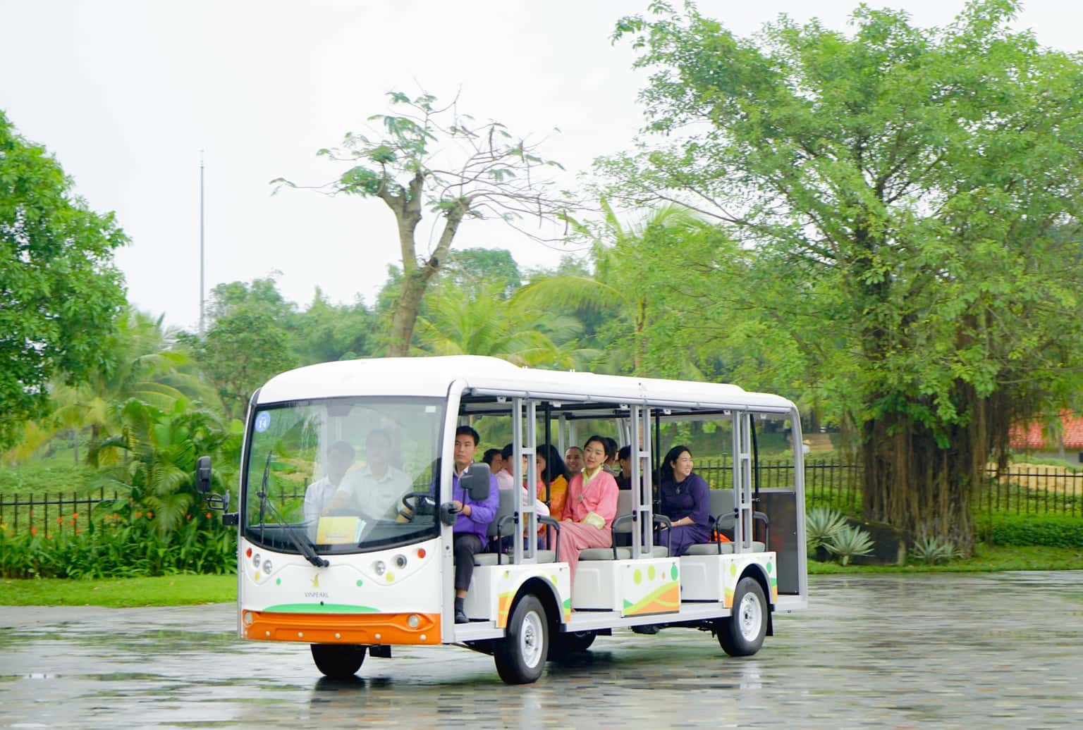 justfly vinwonders nam hoi an