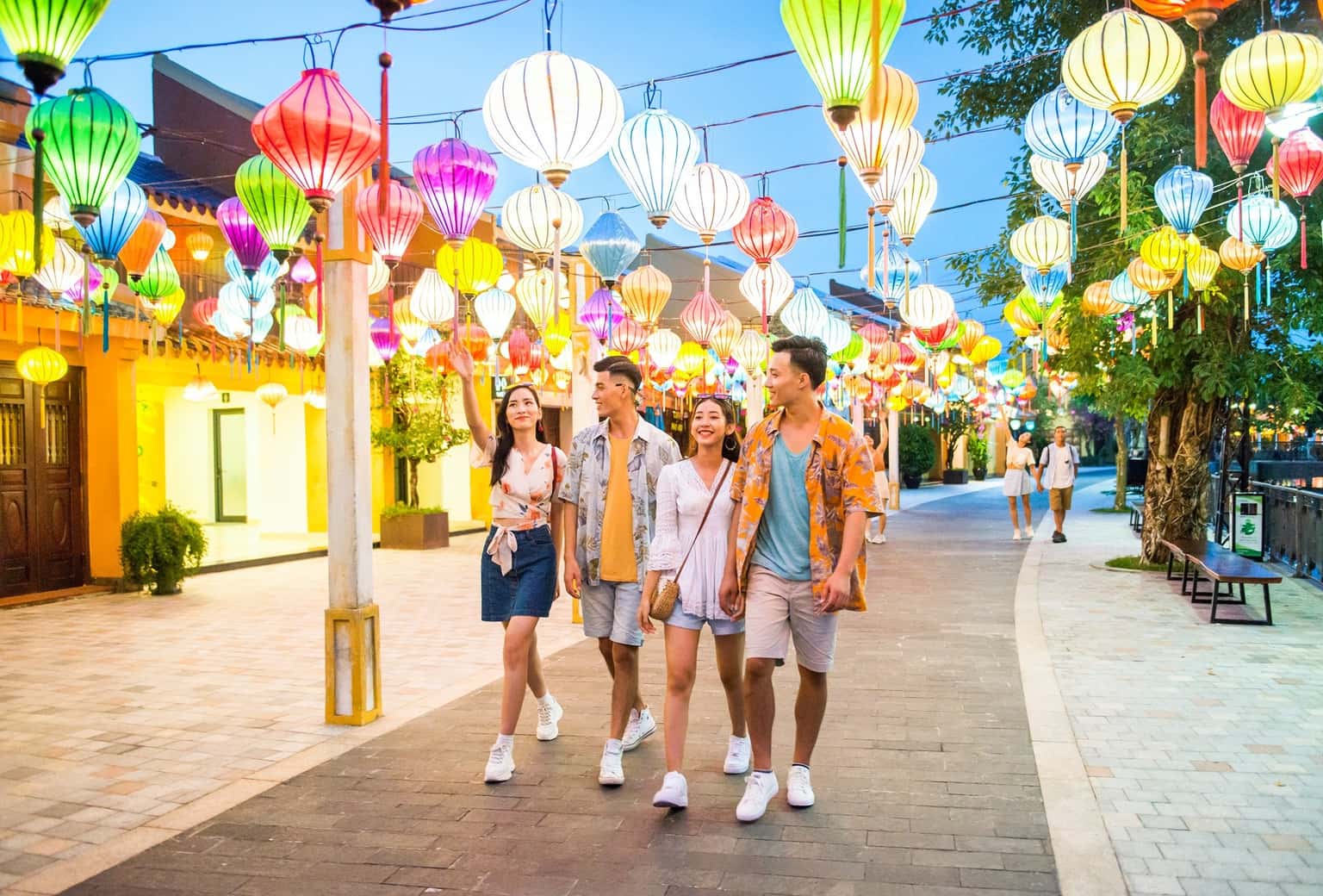 justfly vinwonders nam hoi an