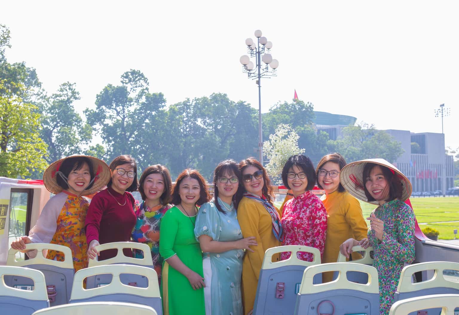 hop on hop off bus tour hanoi