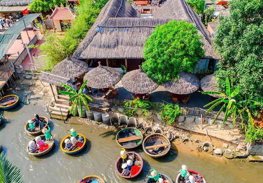 rung dua bay mau hoi an