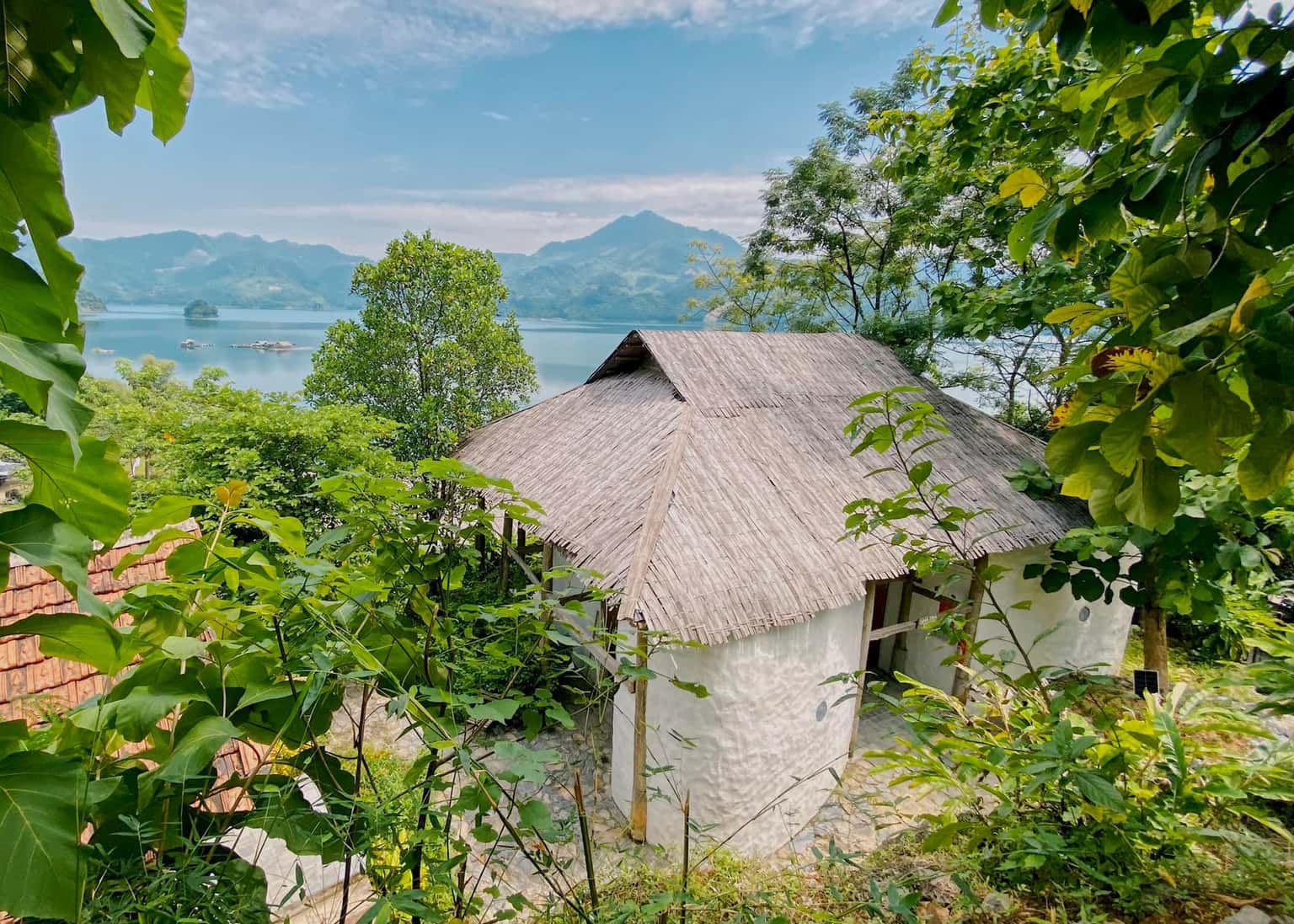 Nhà Trà (Xoan Retreat) tại Đà Bắc, Hòa Bình — ảnh 1