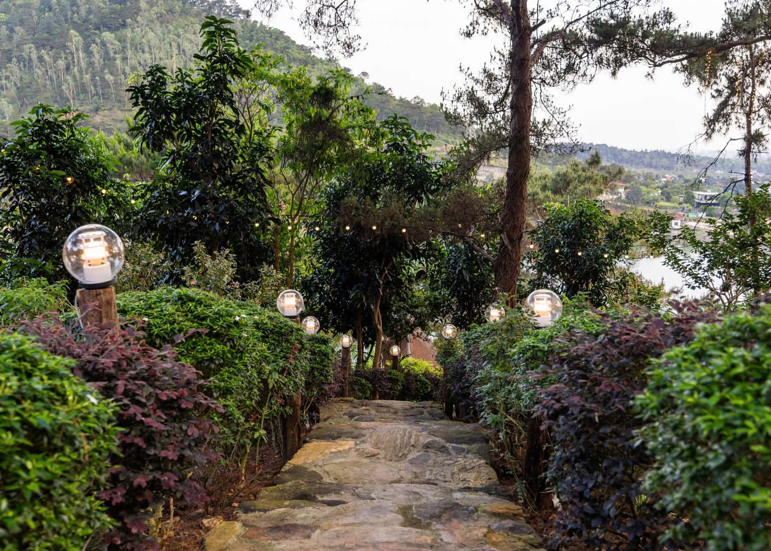 Windy Hill (Moon Retreat) tại hồ Đồng Đò, Sóc Sơn — ảnh 23