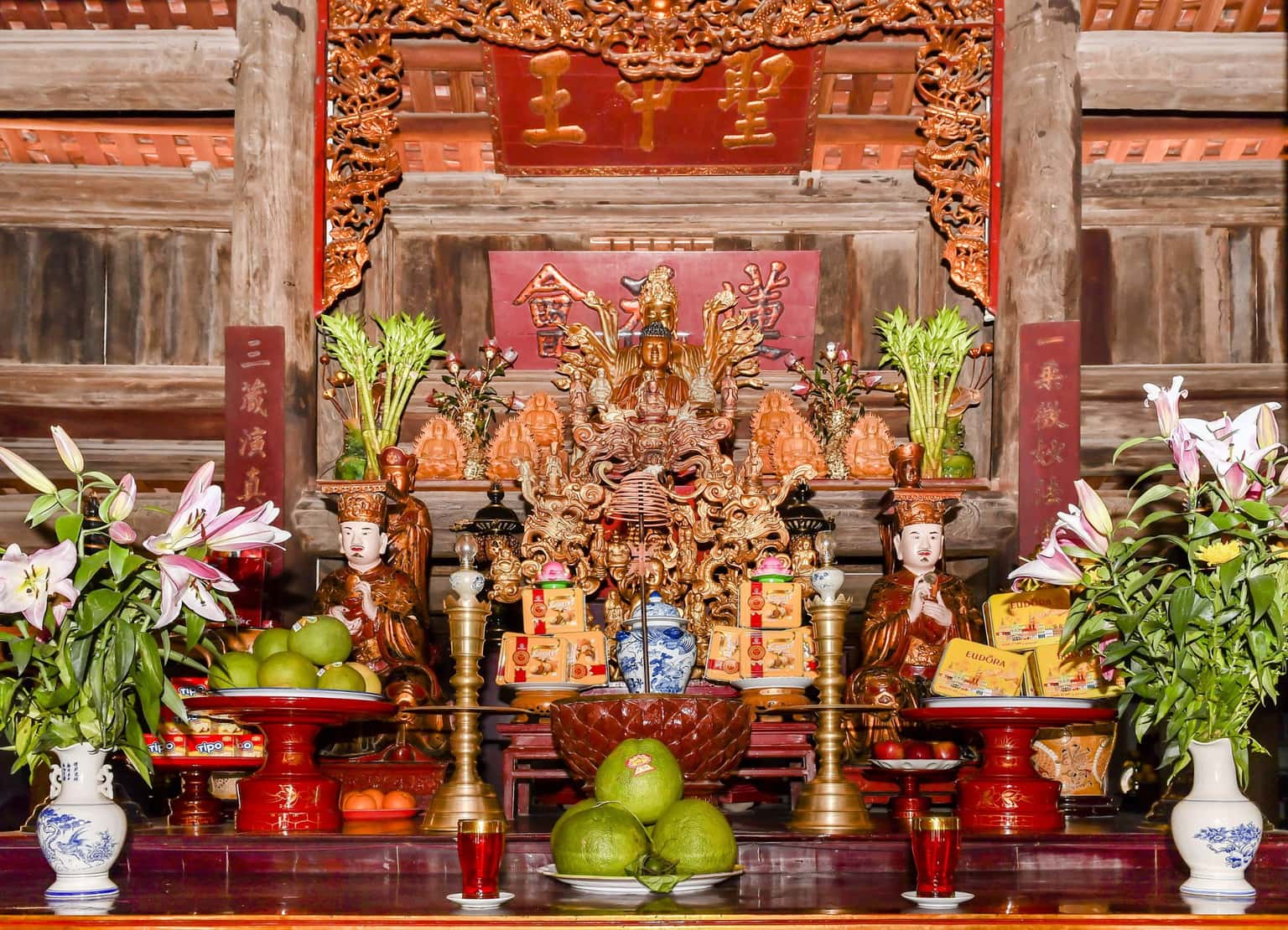 chua kim lien tay ho dia diem du lich ha noi atthan48
