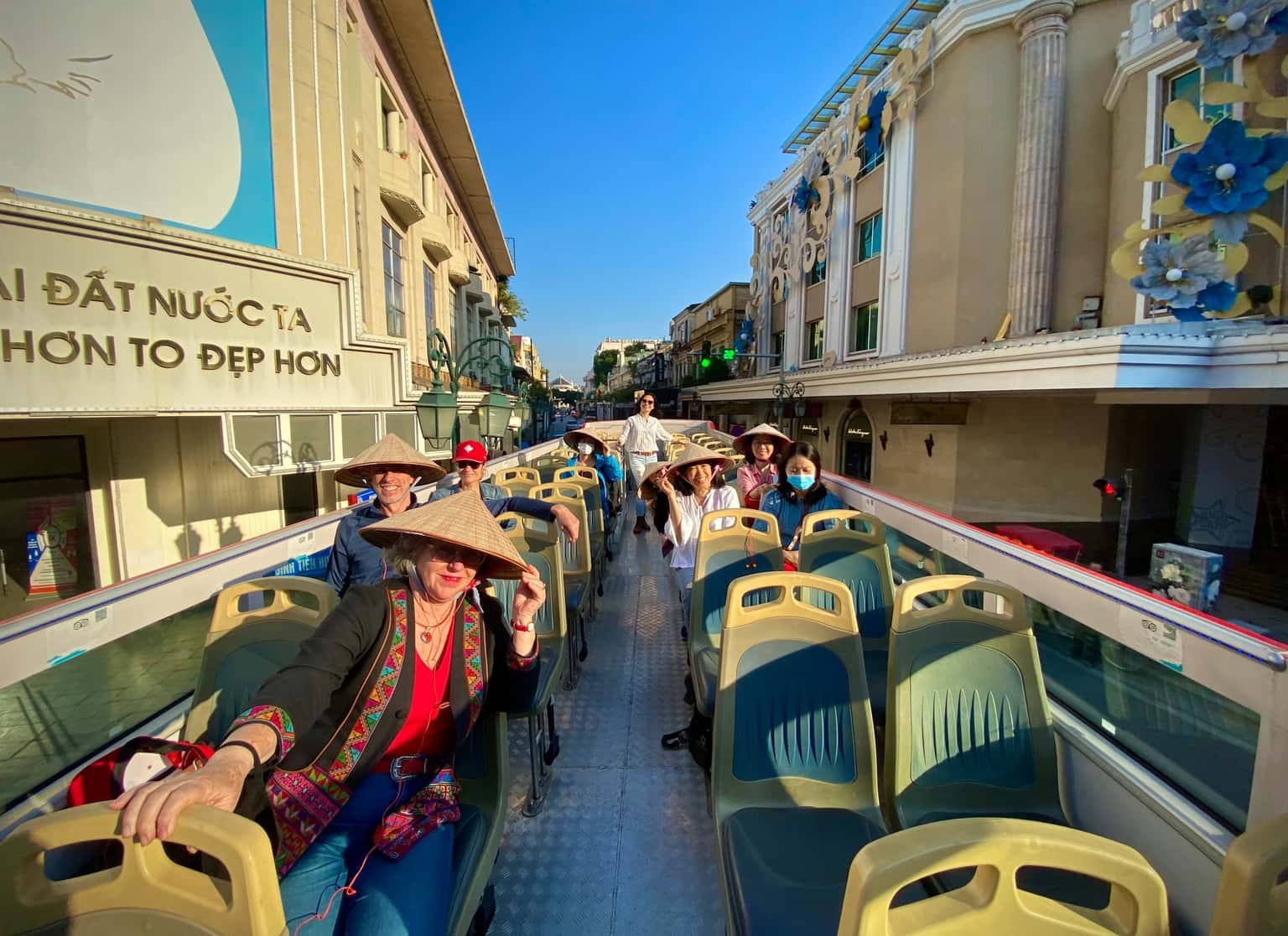 hop on hop off bus tour hanoi