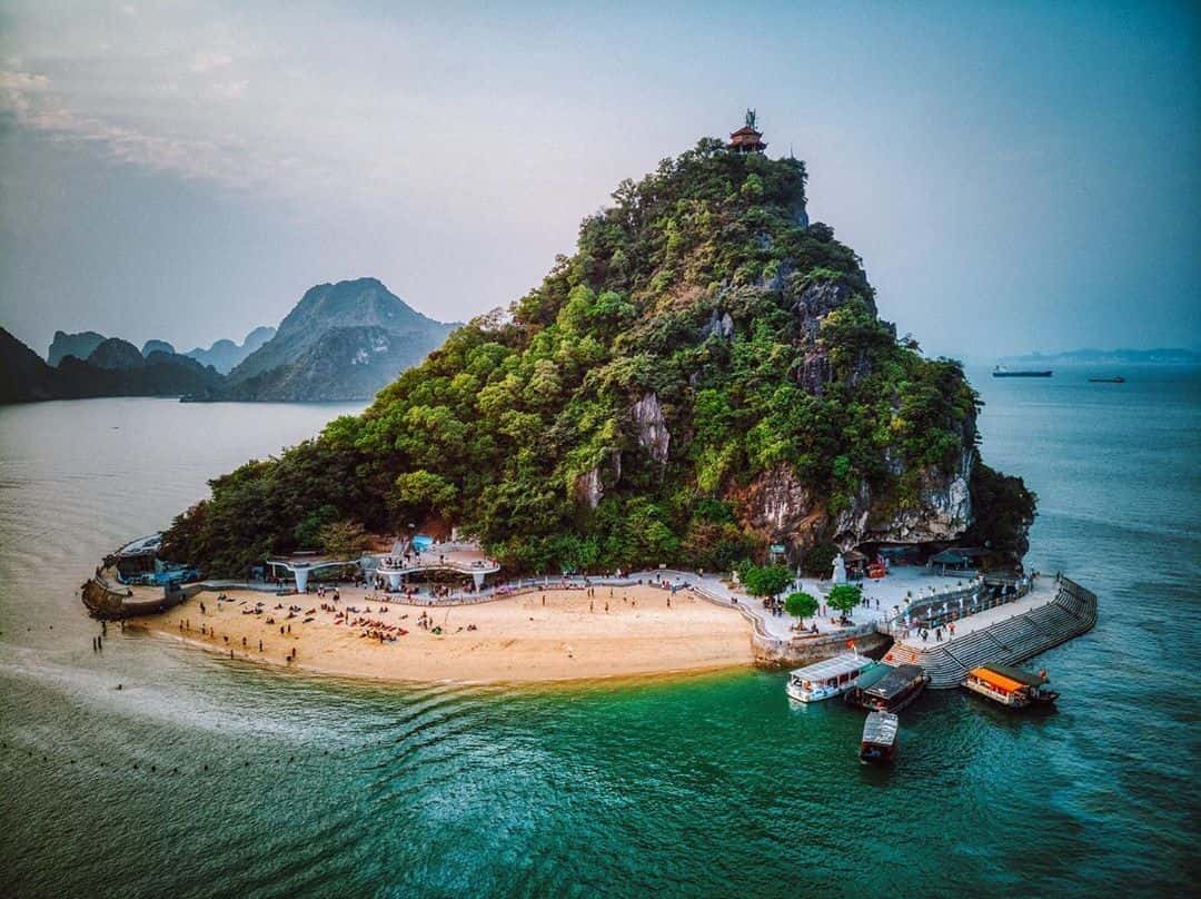 justfly titop island ha long