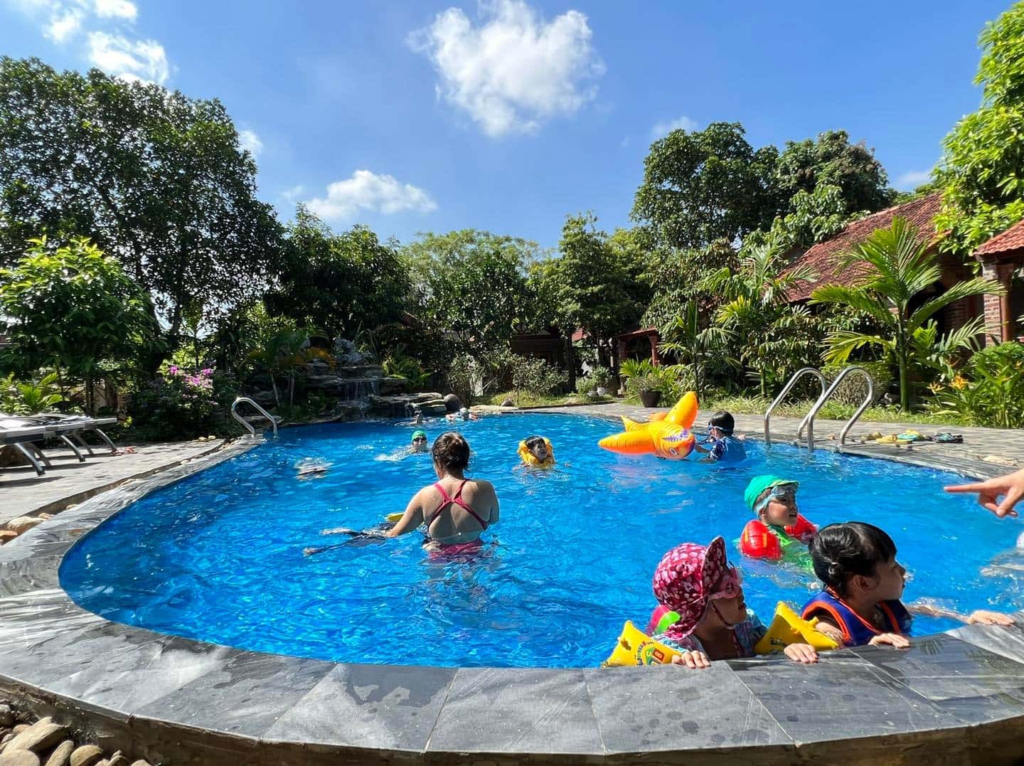 justfly ninh binh family homestay ninh binh