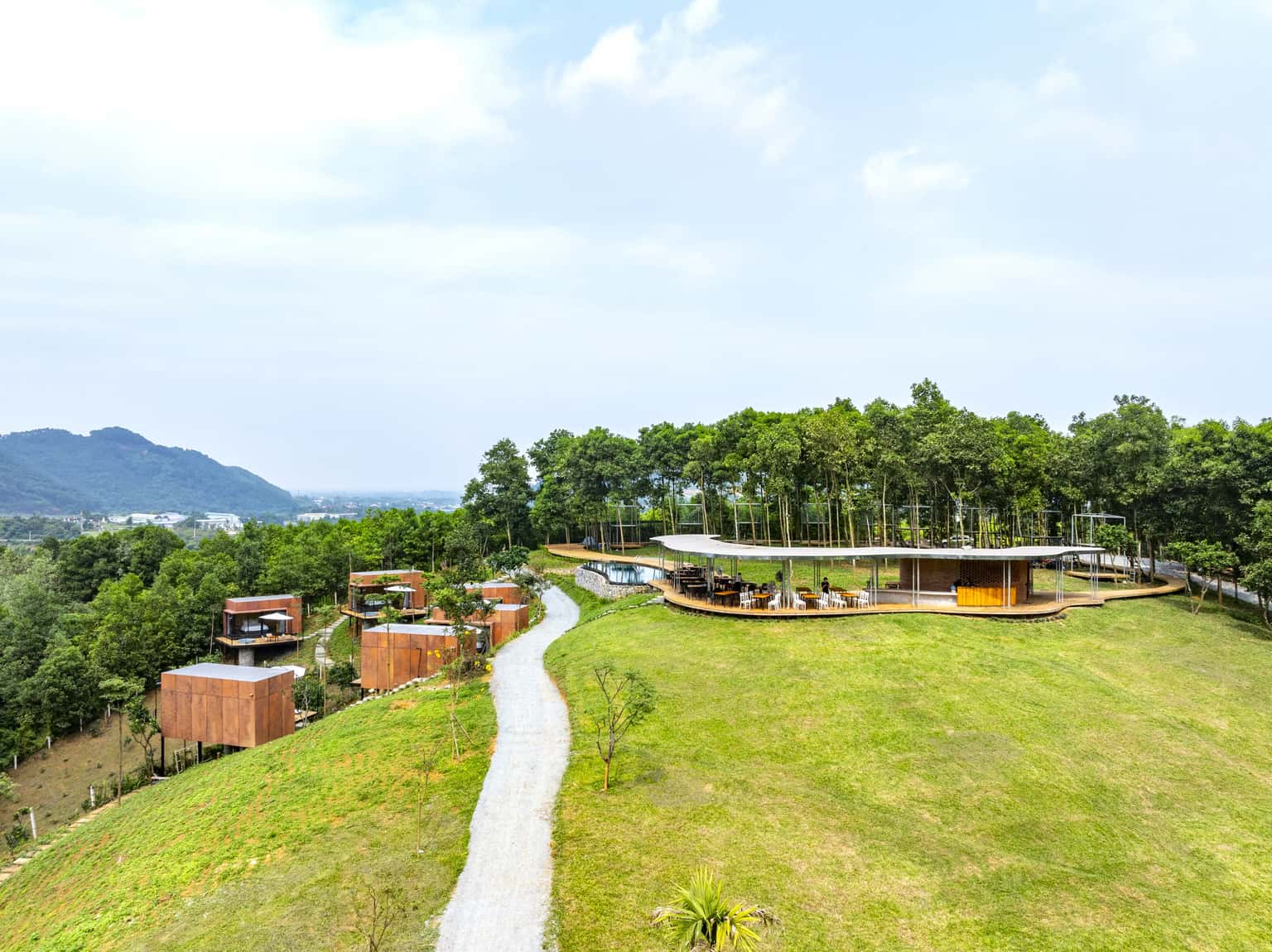 justfly hillside quin hill retreat thach that ha noi