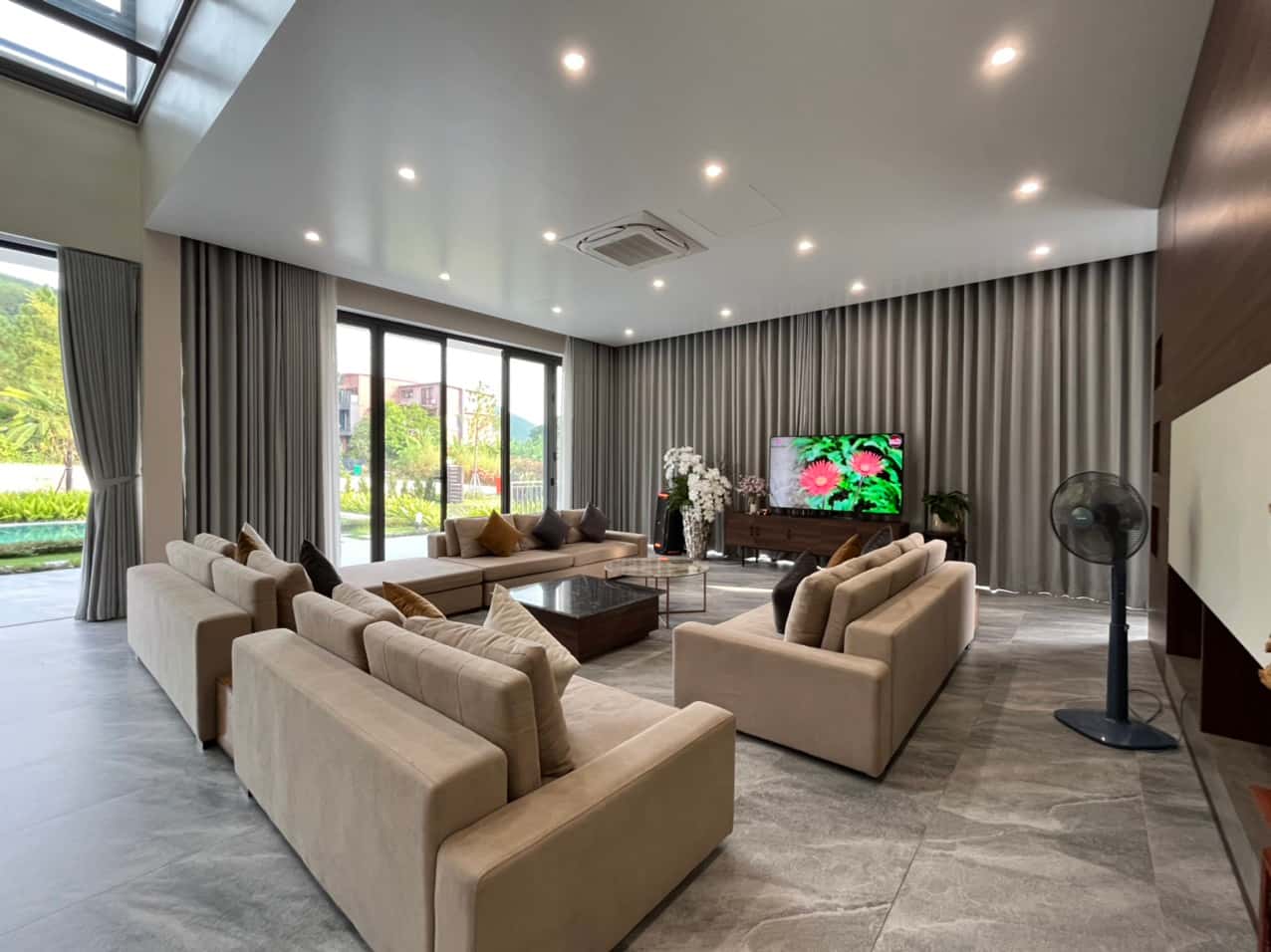 justfly sunshine villa san golf tam dao