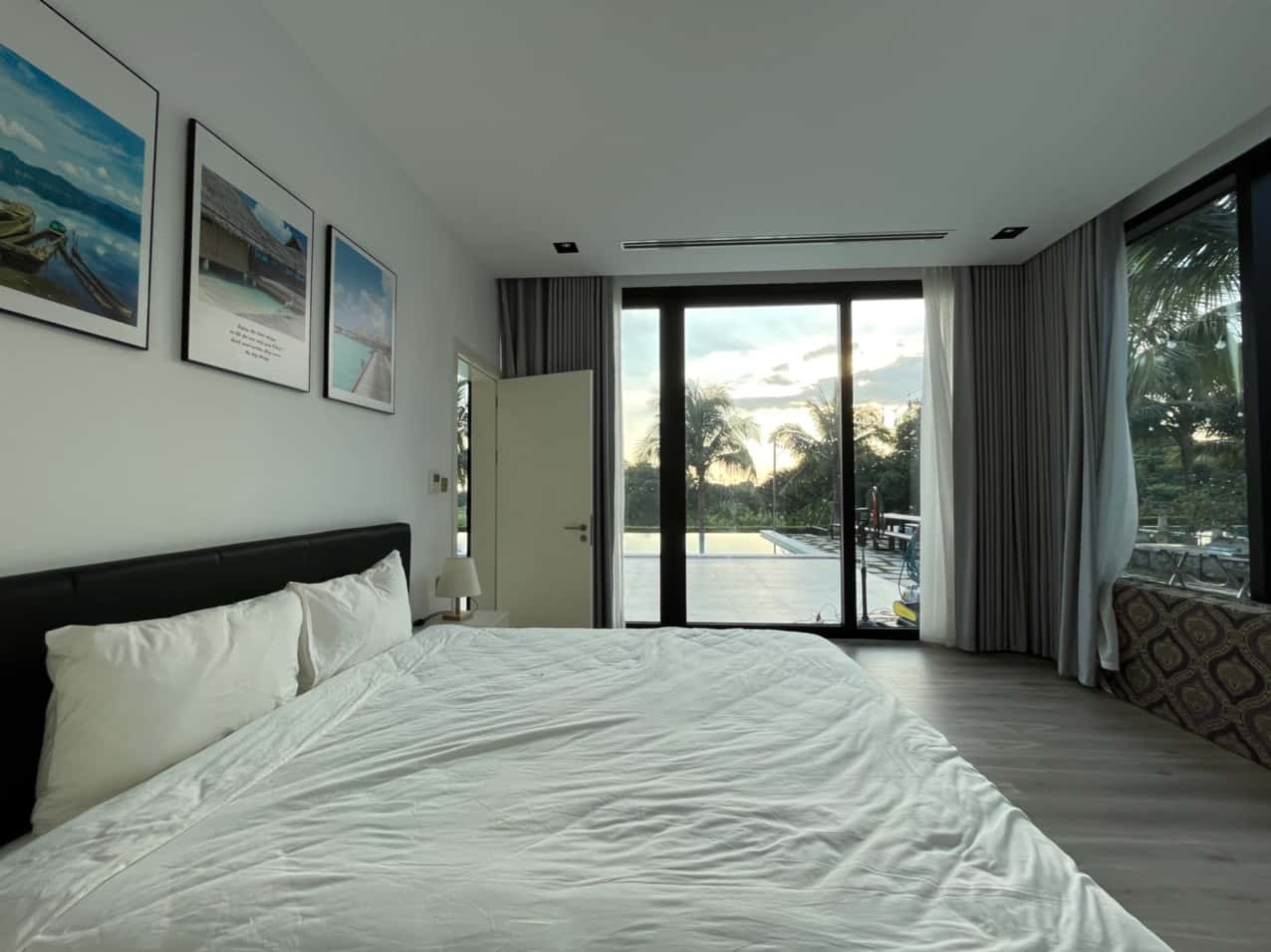 justfly black villa san golf tam dao