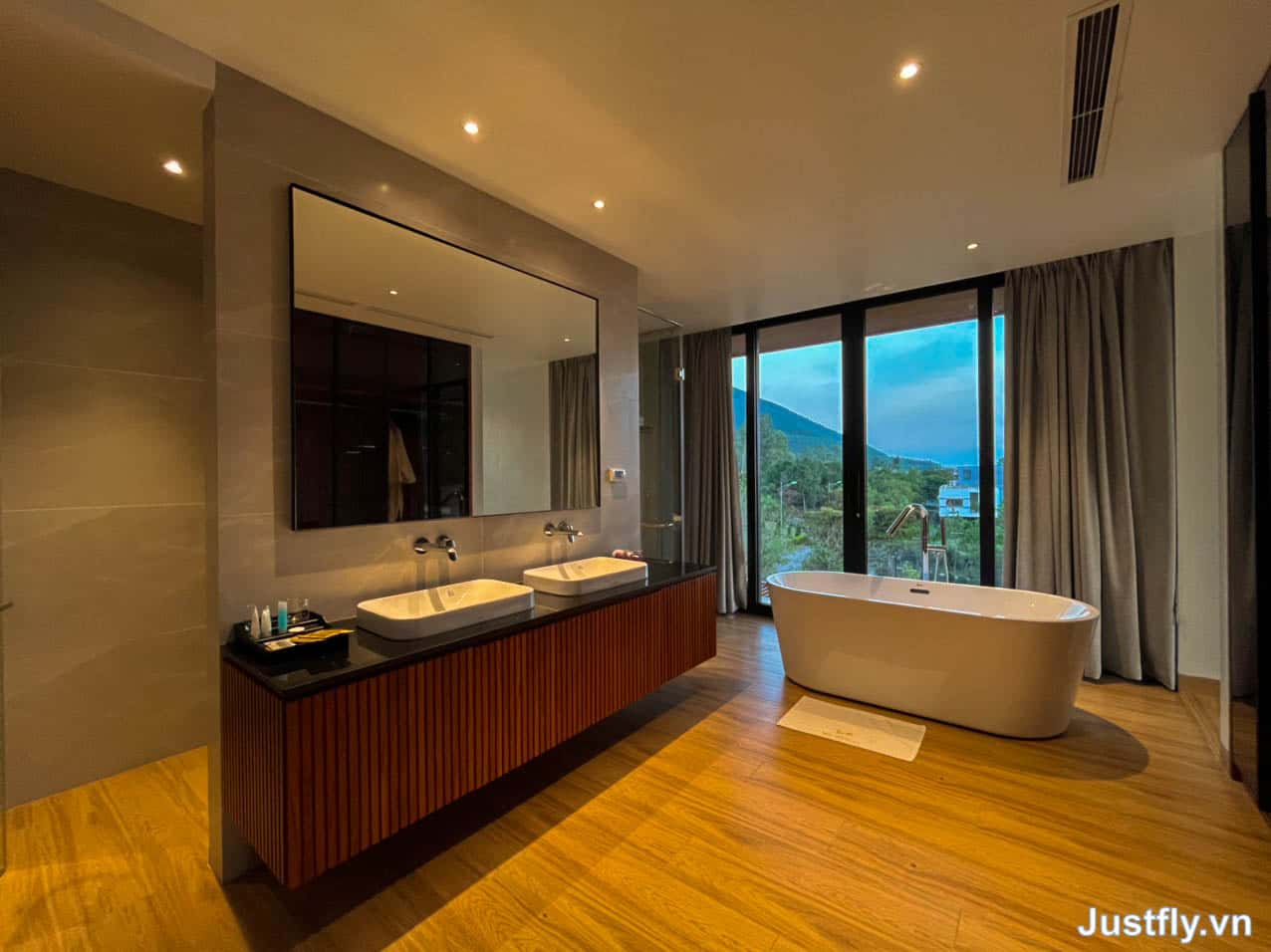 moc tra villa c13 san golf tam dao