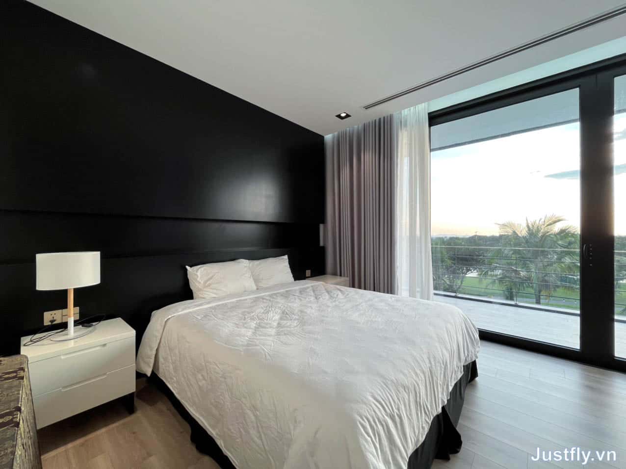 the black villa san golf