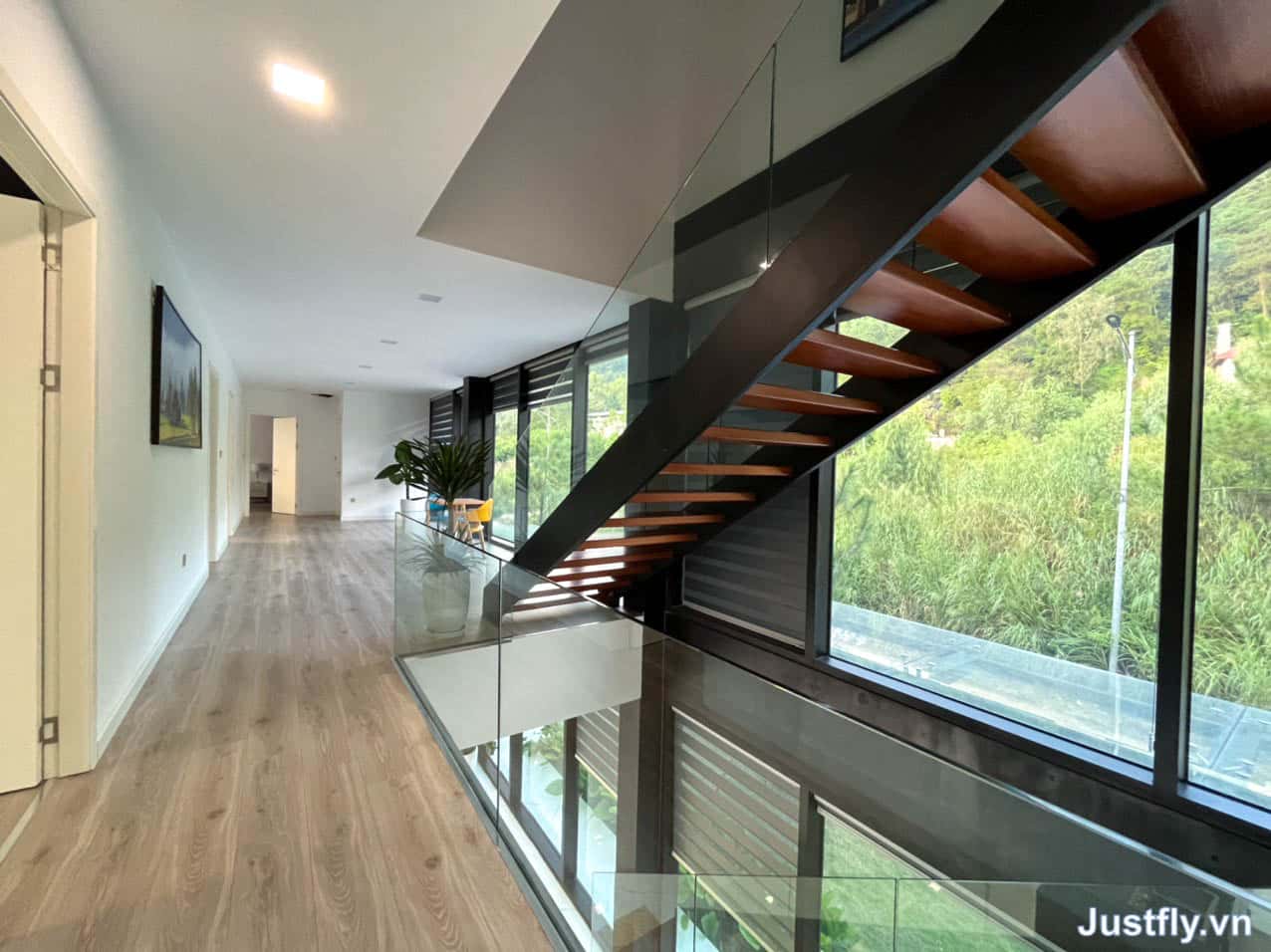 black villa san golf tam dao