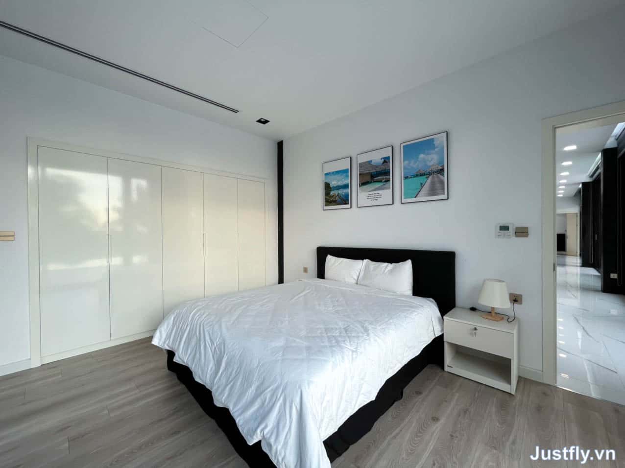 black villa san golf tam dao