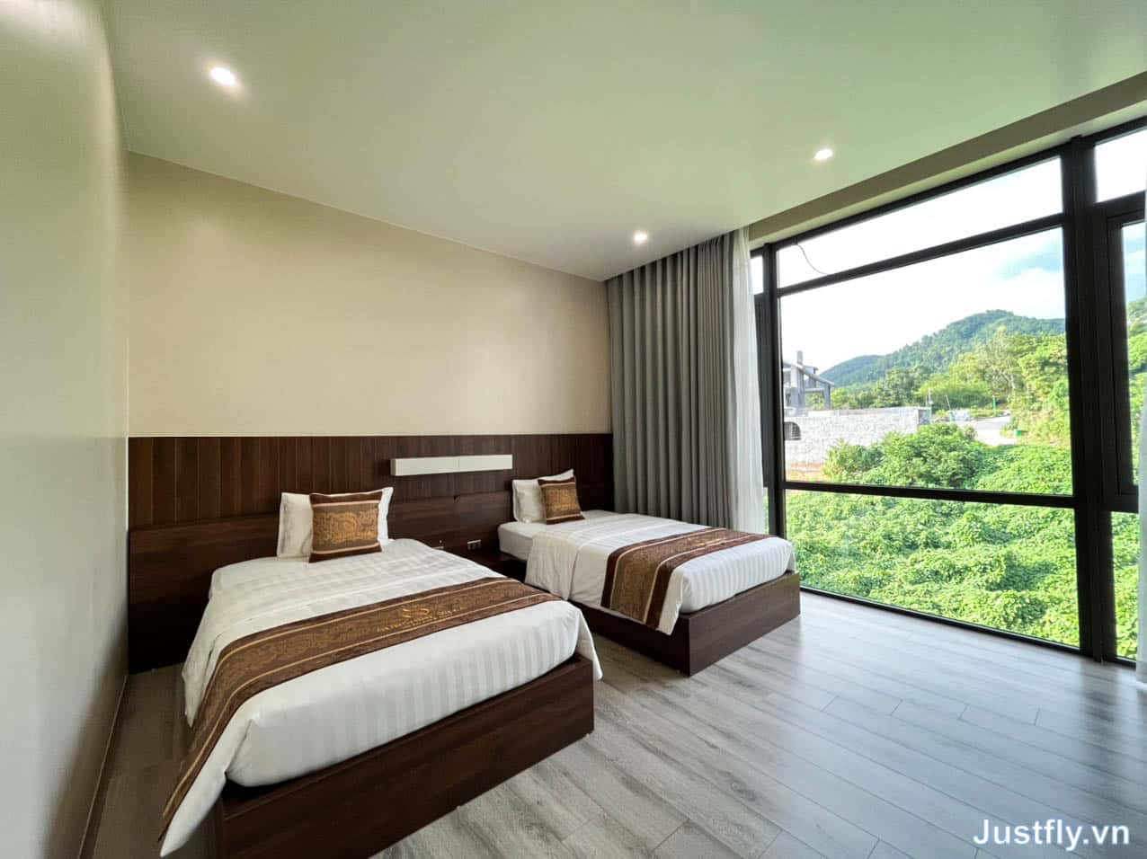  sunshine villa san golf tam dao 