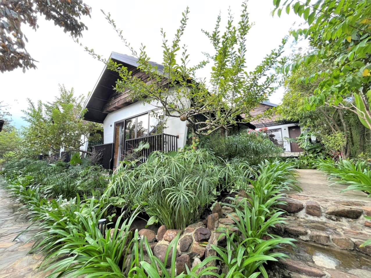 justfly bungalow garden view suoi ngoc retreat thach that