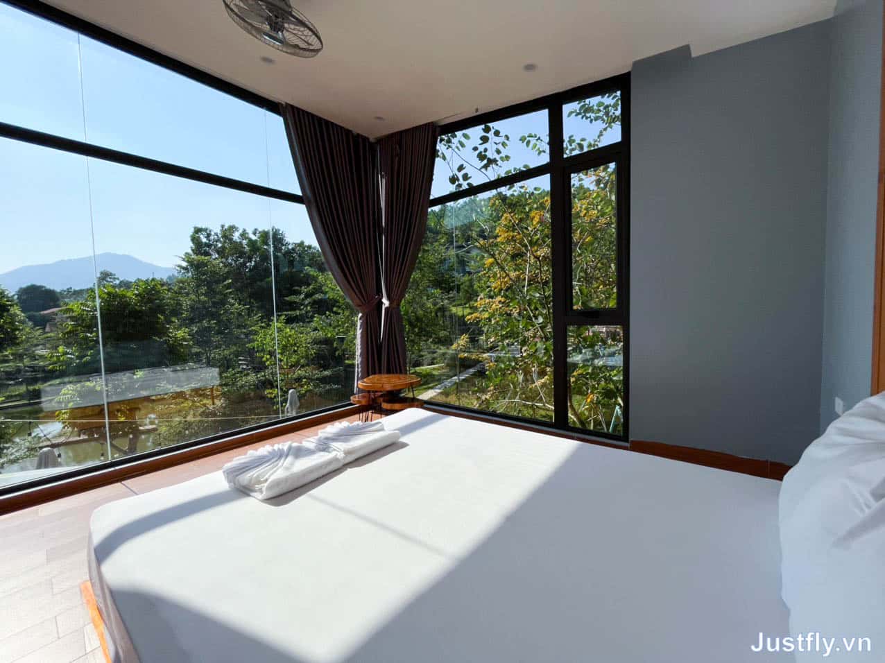 justfly colina homestay ba vi 