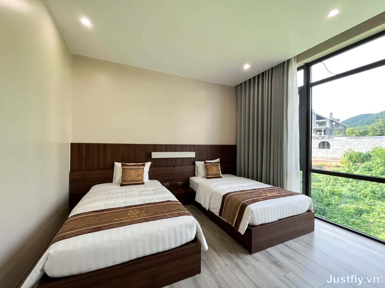 sunshine villa san golf tam dao