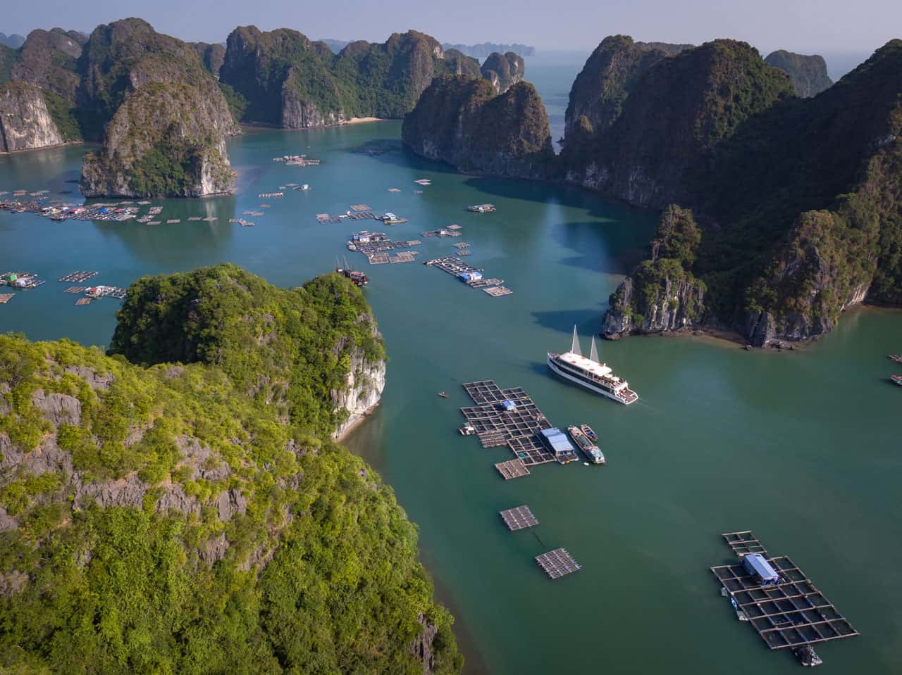 jade sails aclass cruises ha long