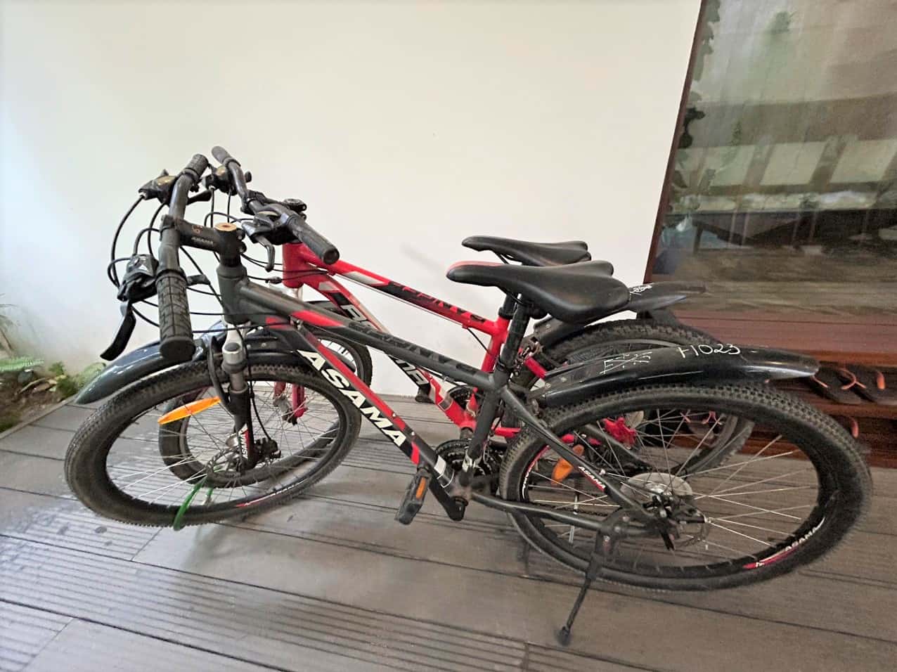 2 bicycles
