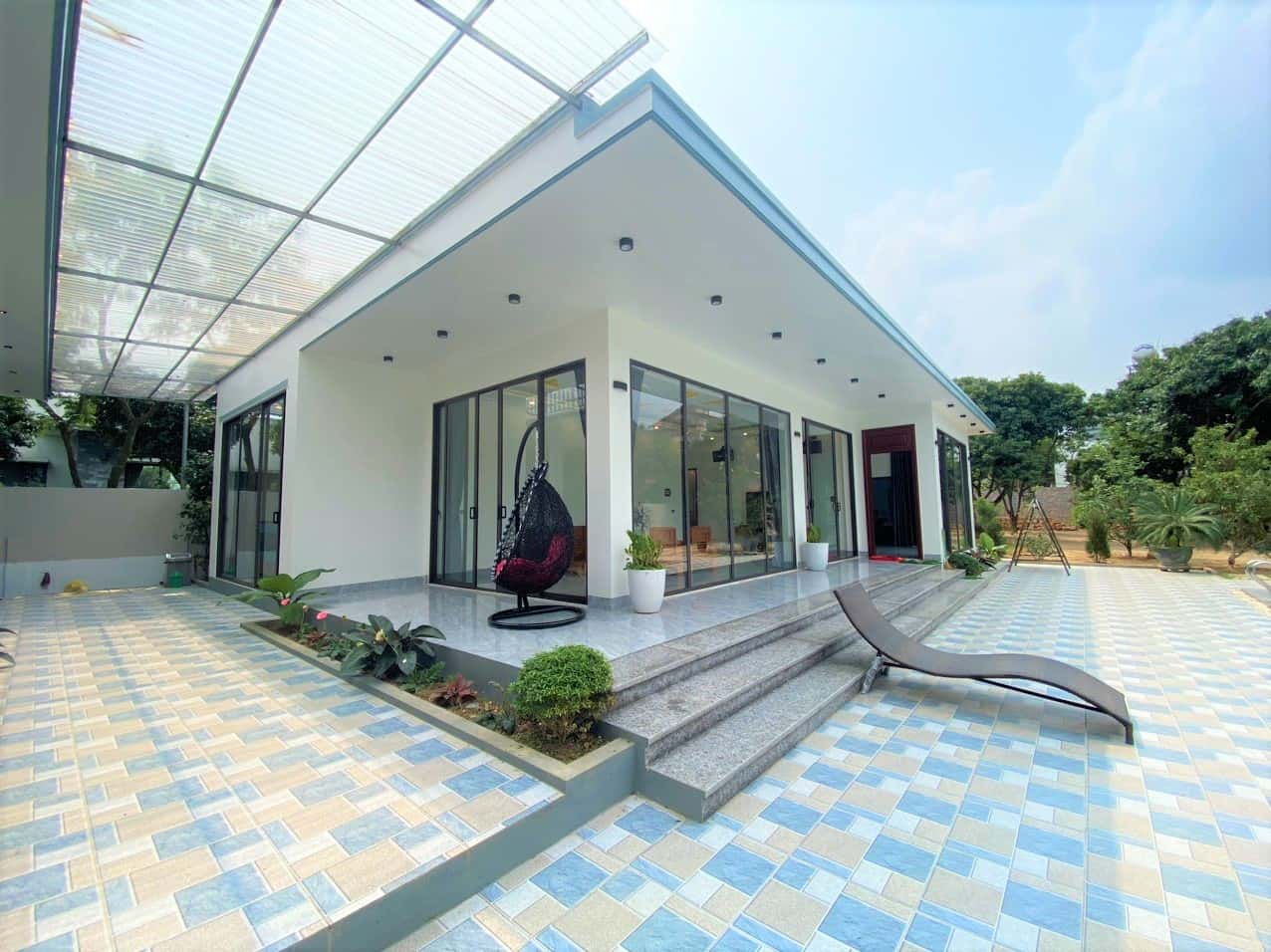 Ghế bể bơi 