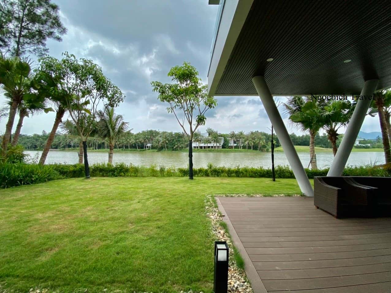 Spacious garden