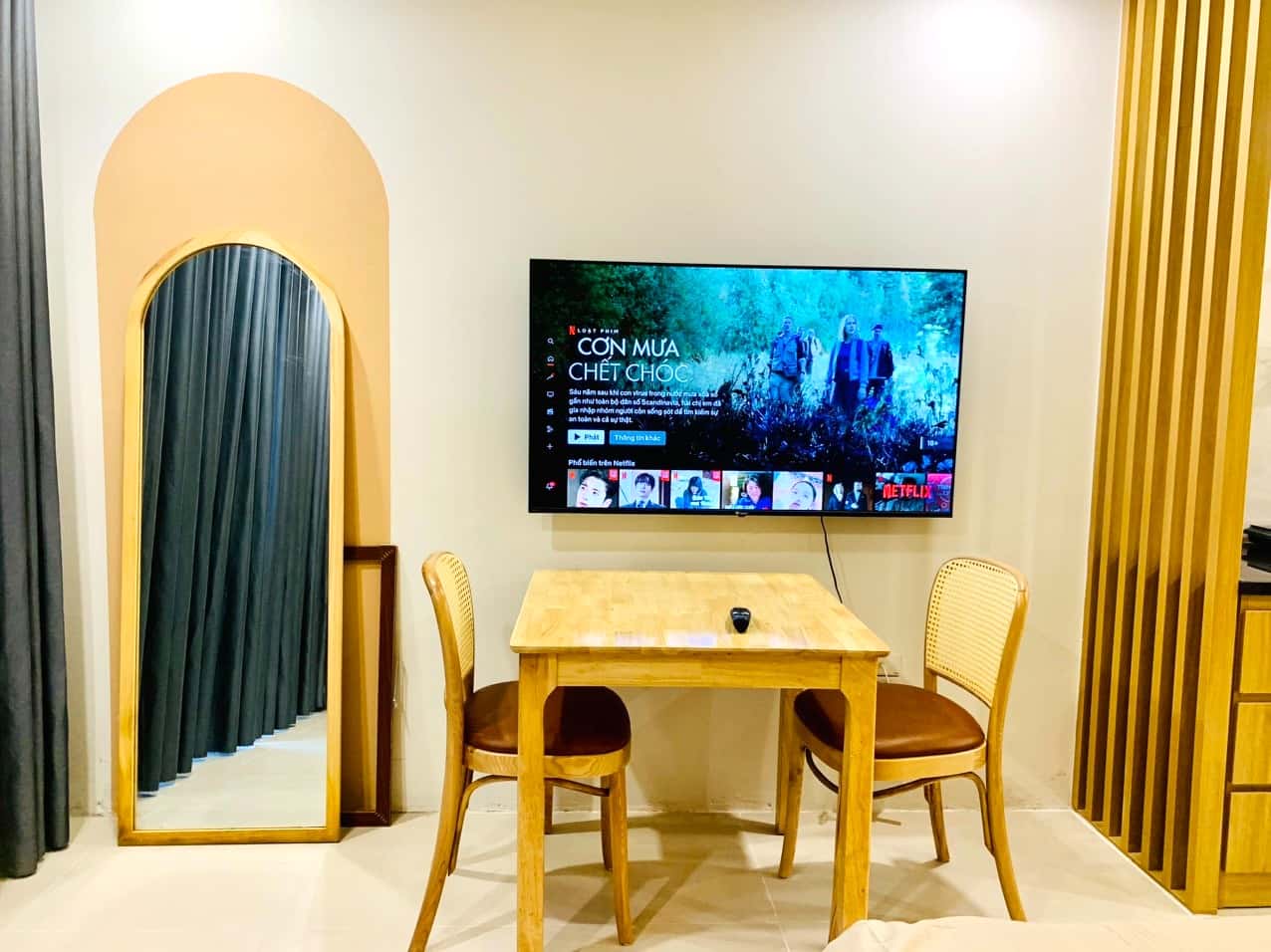 Căn hộ 301 (Sunny Room) - Lahomes Nguyễn Văn Tuyết, Đống Đa — ảnh 3