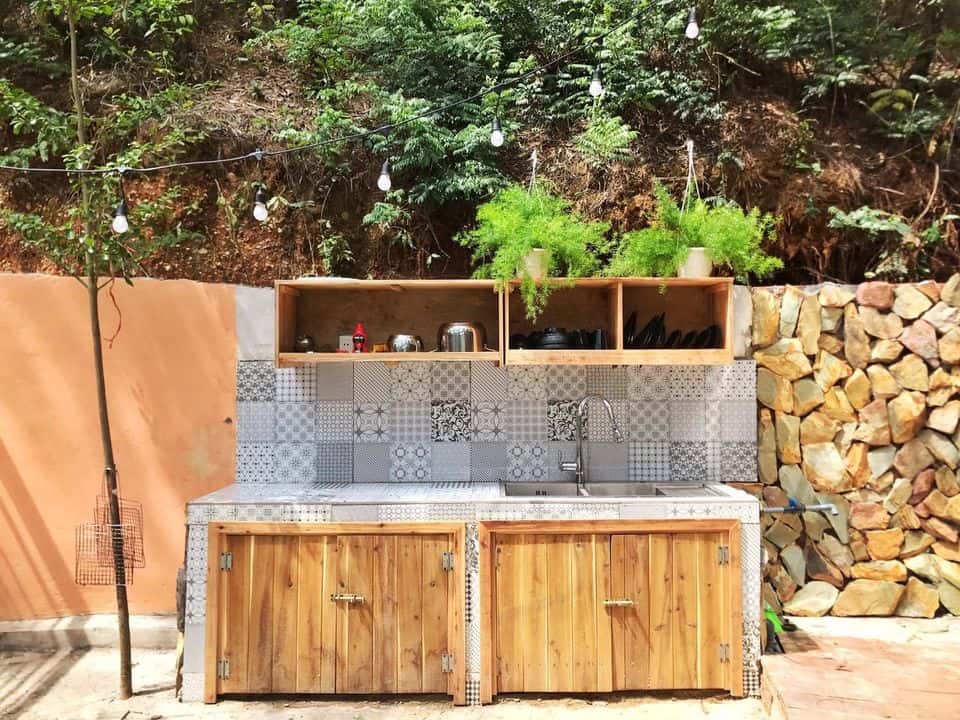 khong-gian-nha-go-rung-thong-debay-villa-homestay-soc-son-ha-noi-06