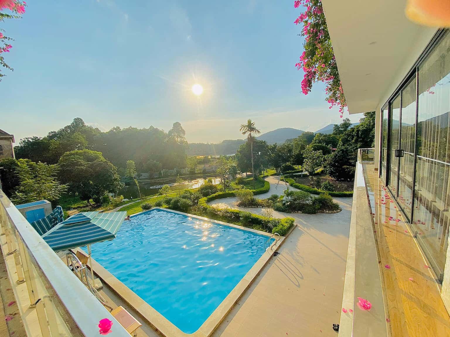Lakeview Villa, Sóc Sơn () — photo 12