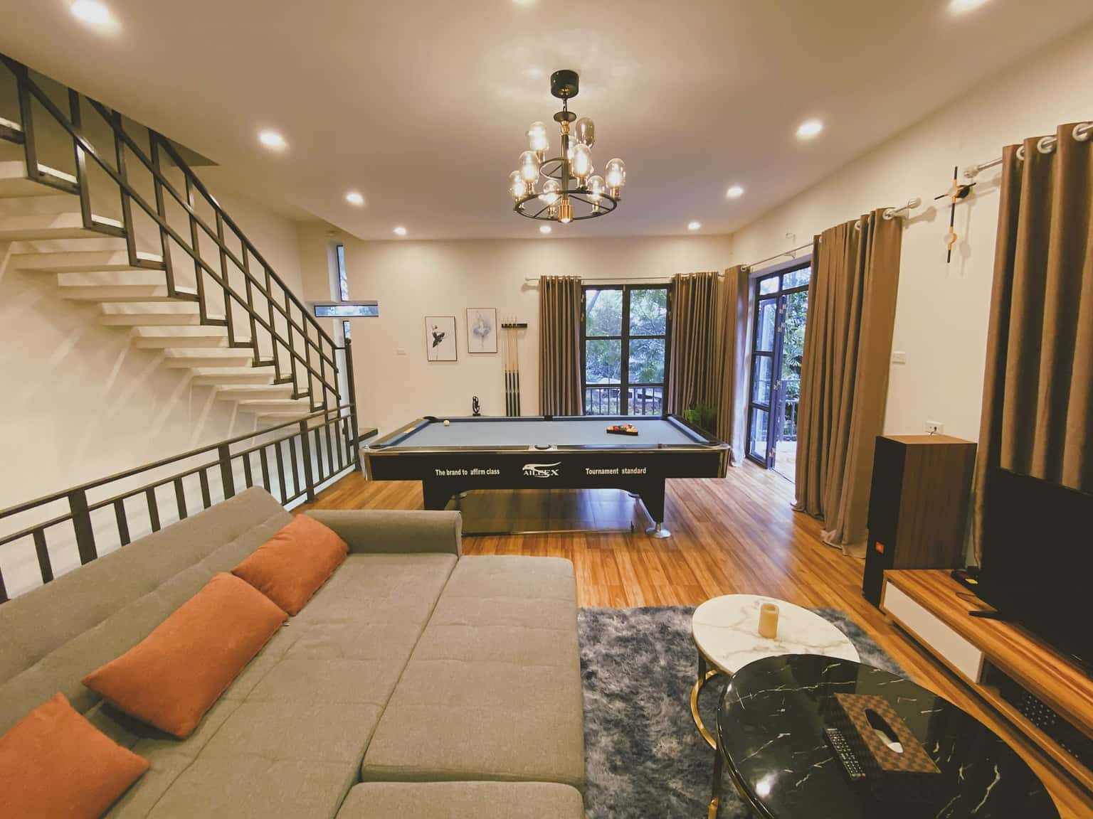 White House, Hoà Bình — ảnh 9