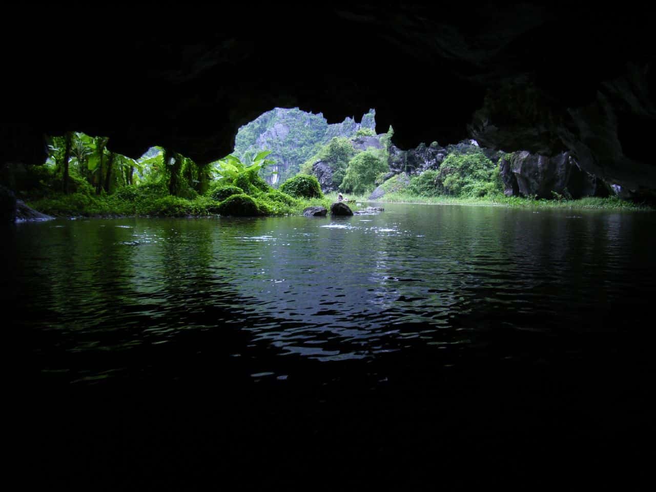 hang ca tam coc bich dong ninh binh