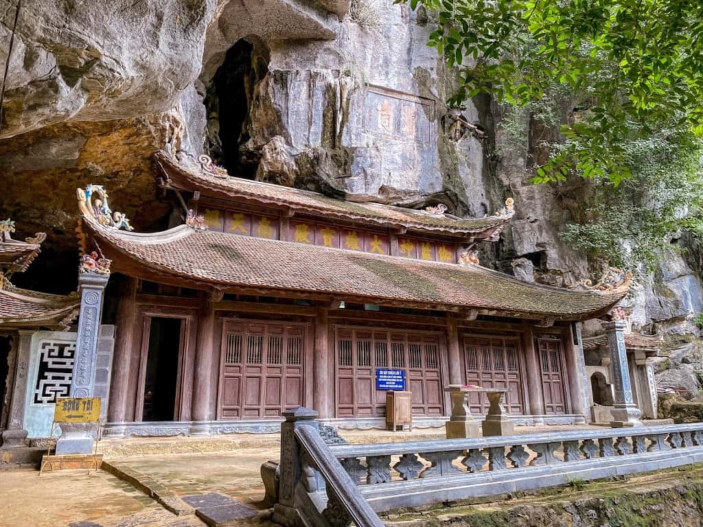 chua trung chua bich dong ninh binh