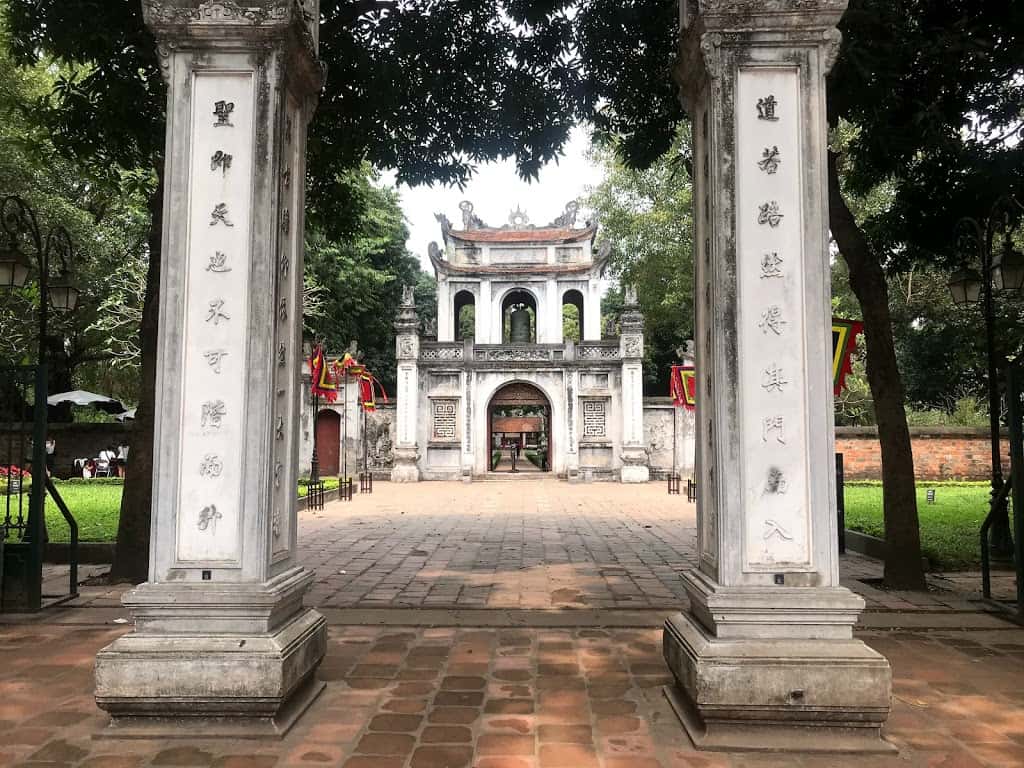 van mieu quoc tư giam dia diem du lich dong da ha noi