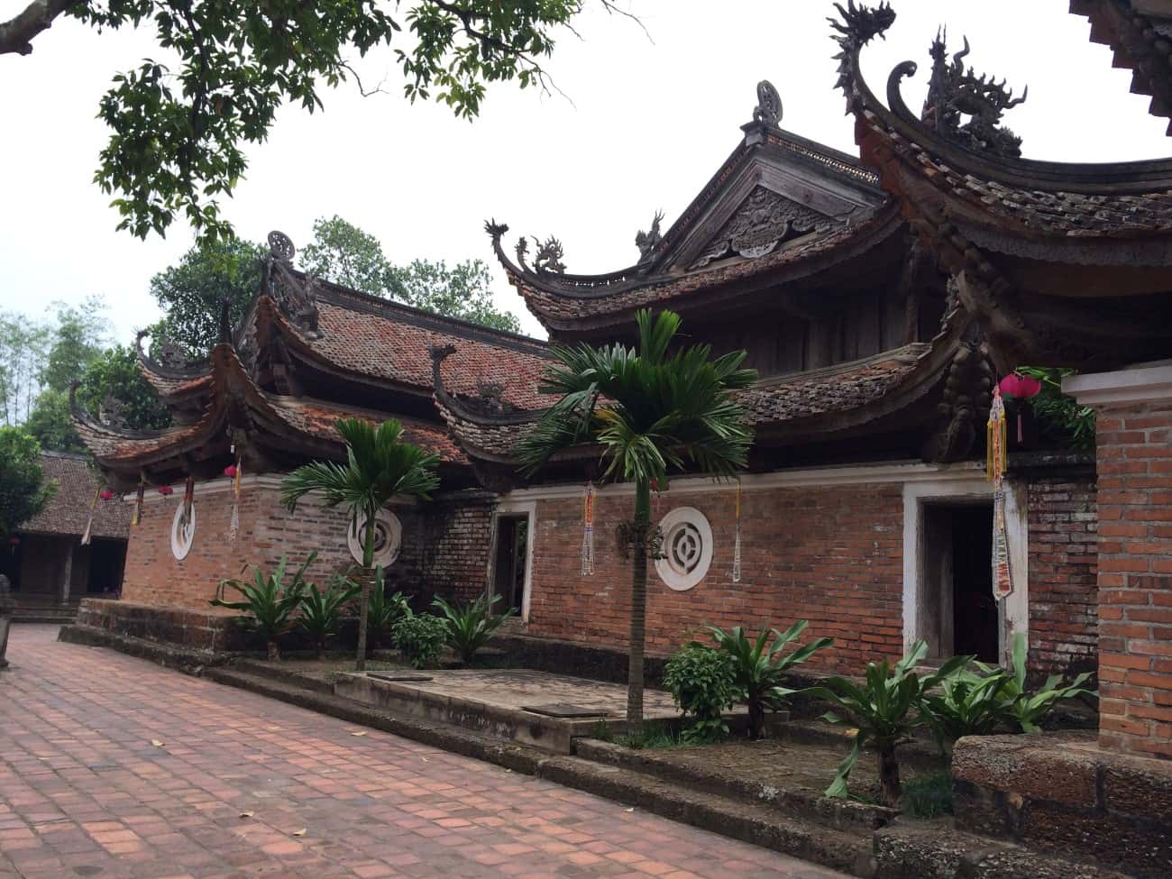 chua tay phuong trekking nui dinh vung tau