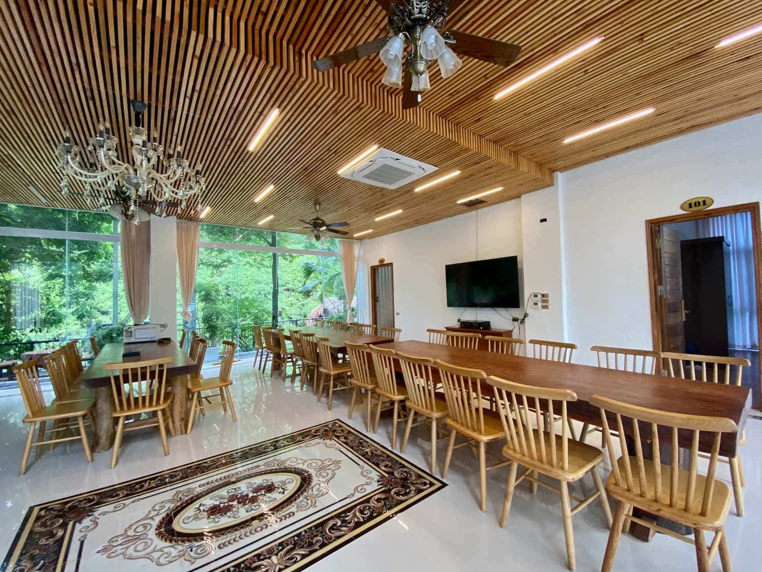 Villa Bobby (Latitude 21 Sóc Sơn Retreat) in Minh Phú, Sóc Sơn — photo 17