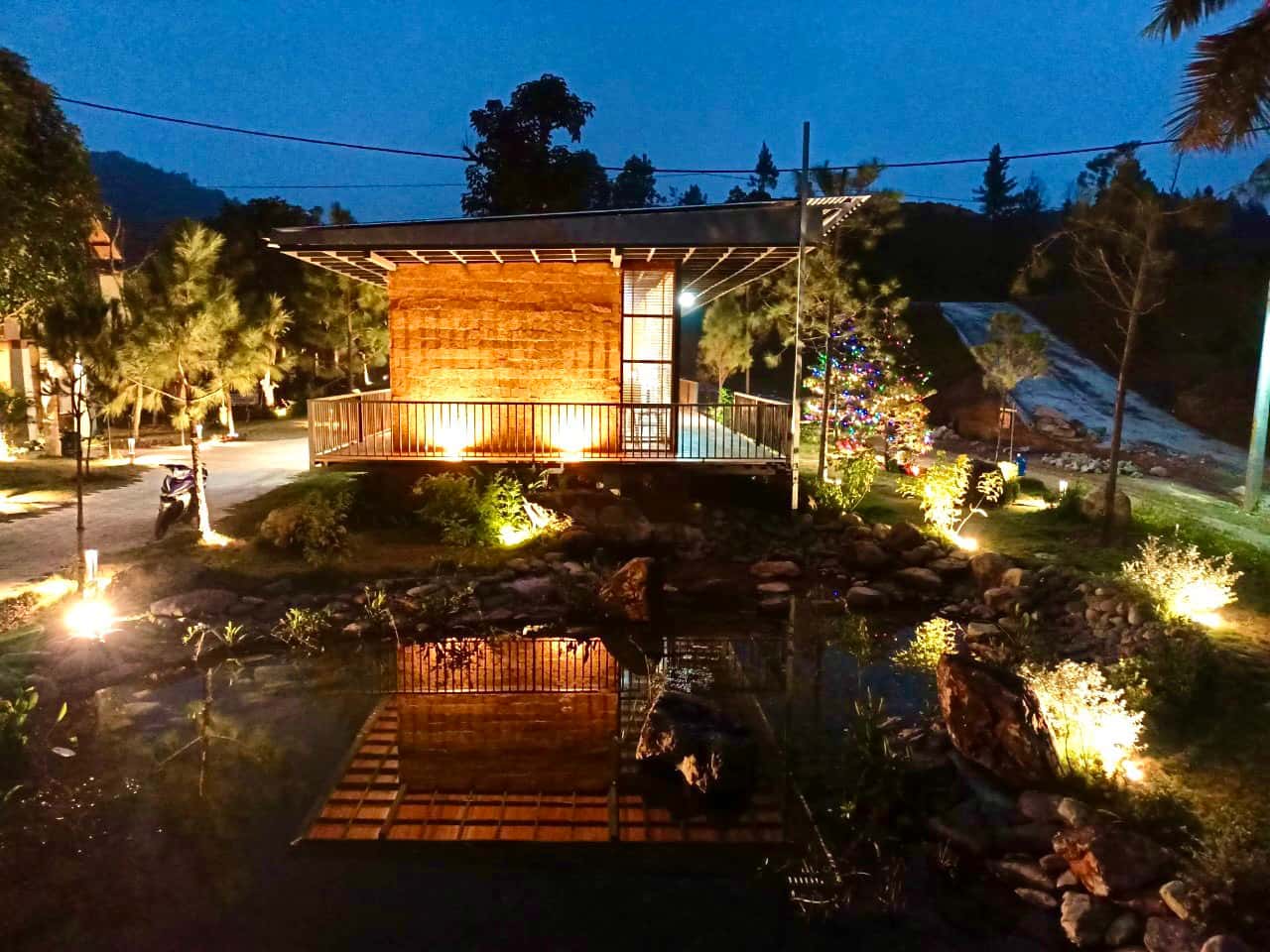 khuon vien thang may village ba vi