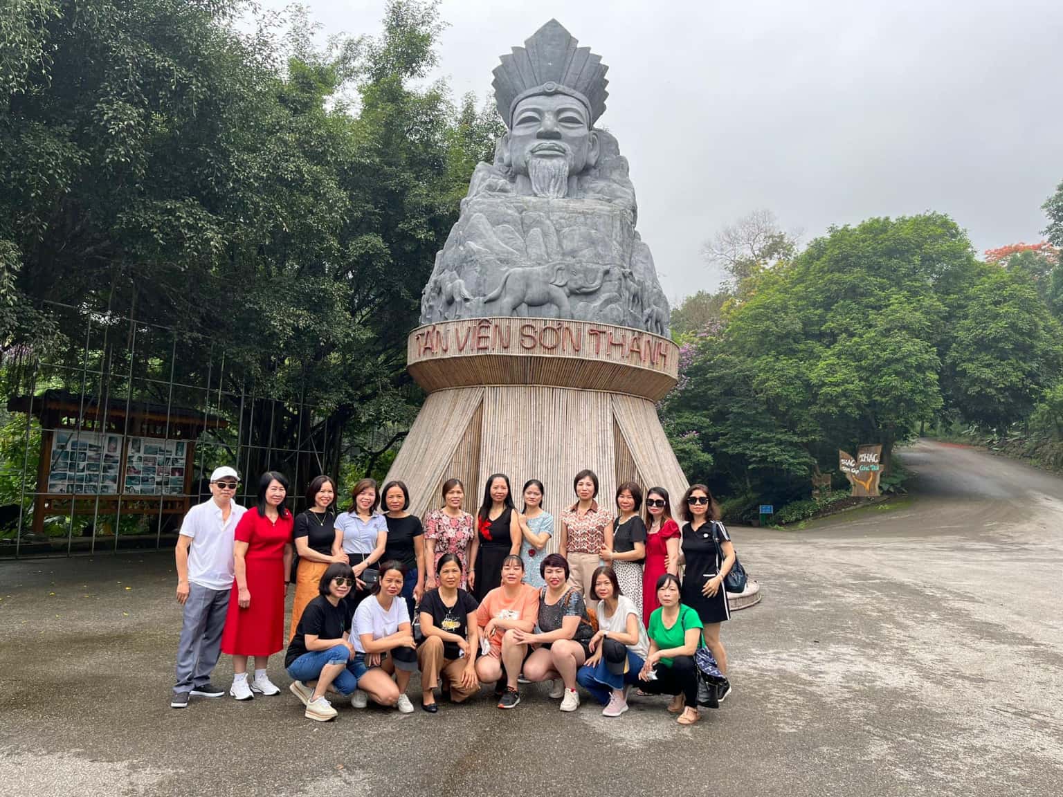 justfly thien son suoi nga ba vi