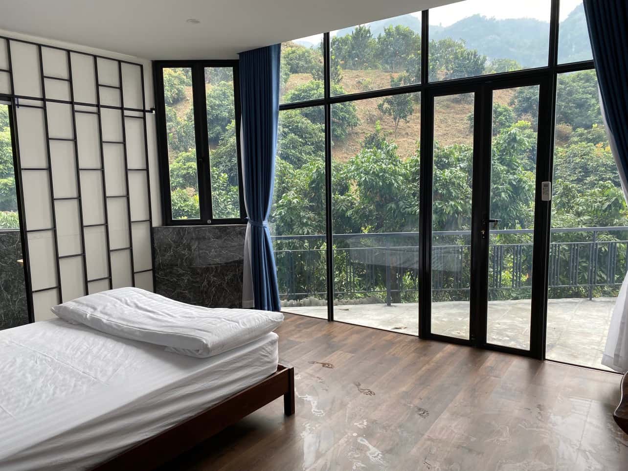 justfly an nhien garden hoa binh