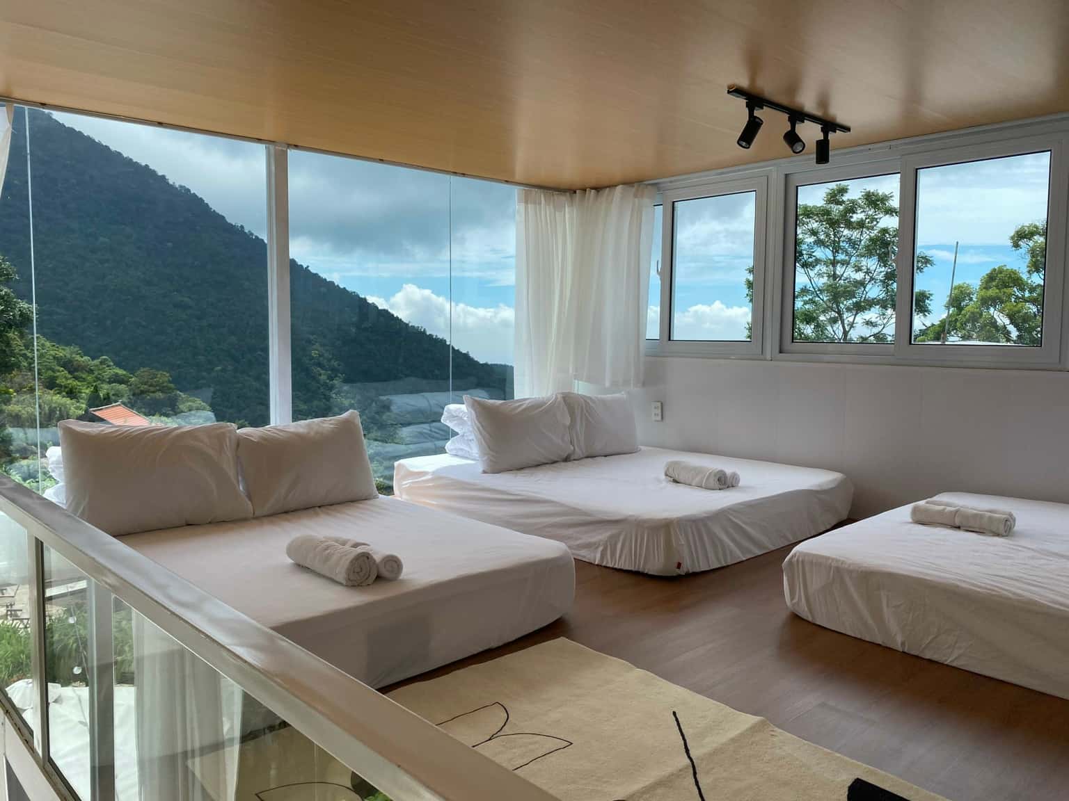 justfly white house nha cua tuoi thanh xuan tam dao