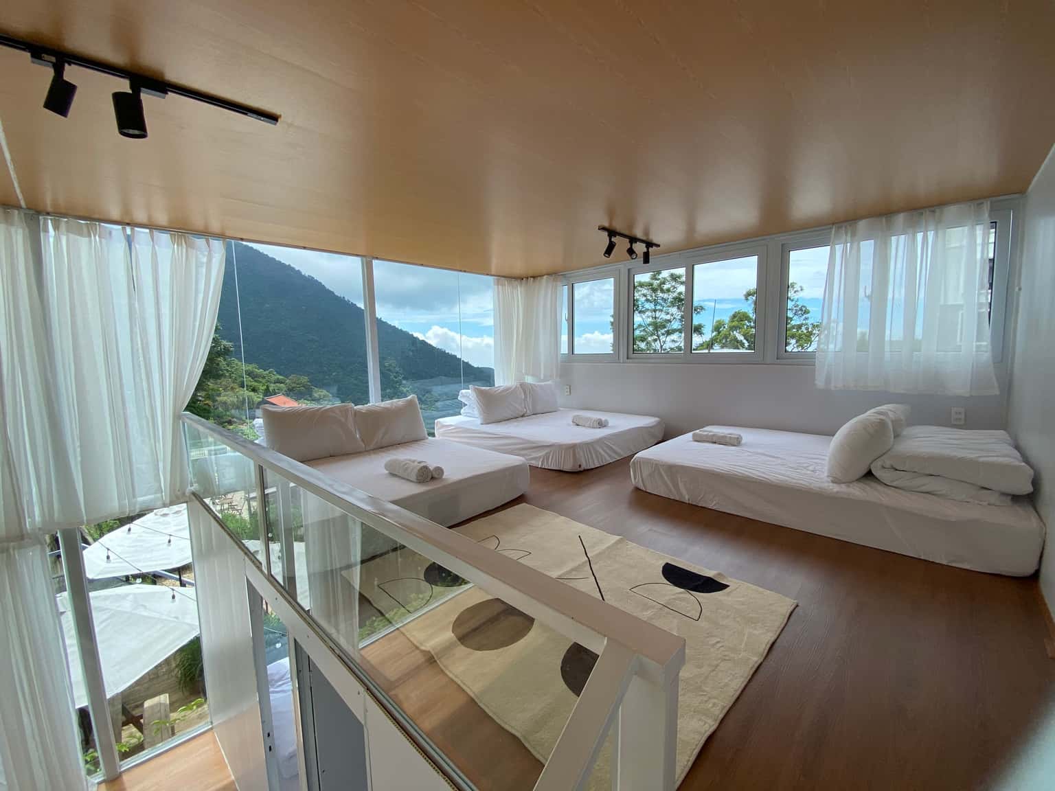 justfly white house nha cua tuoi thanh xuan tam dao