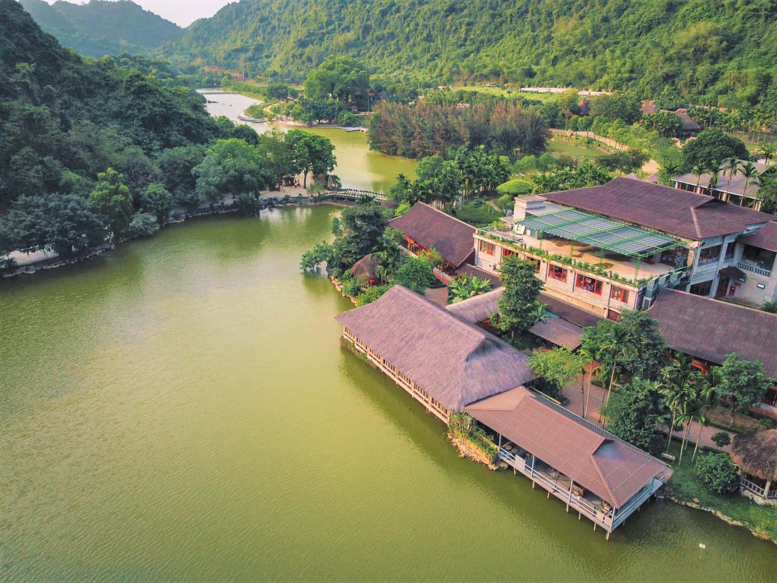 justfly thung nham resort ninh binh