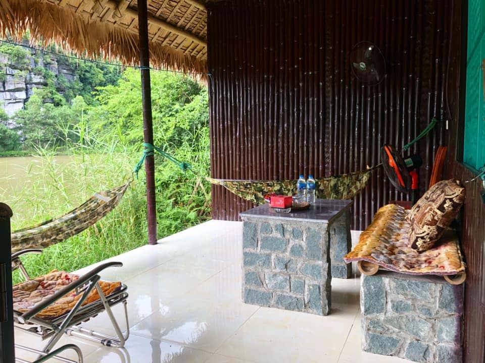 justfly ninh binh valley homestay bungalow mat nuoc ninh binh